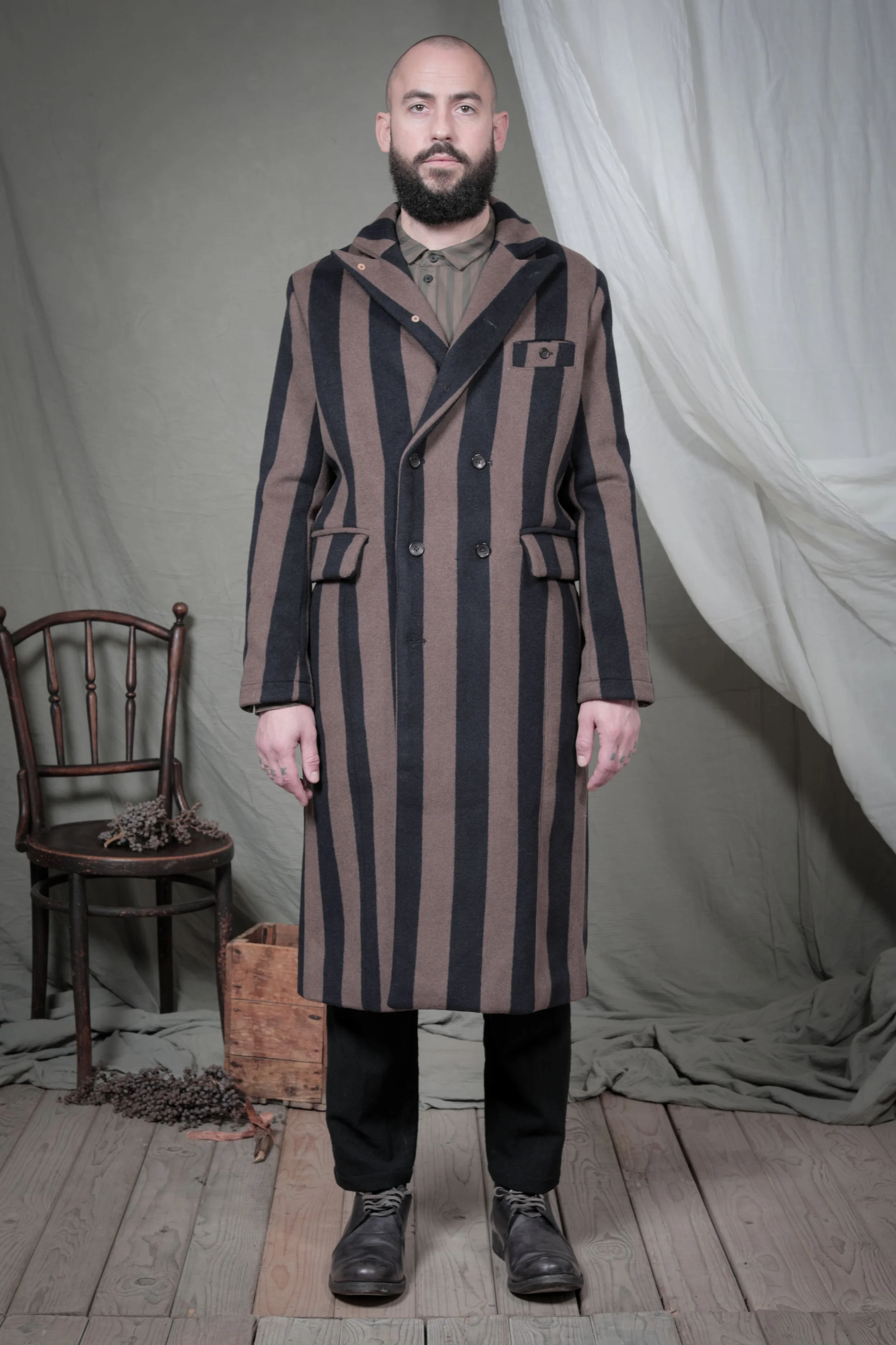 AM - AW2023 - LOOKBOOK-725.jpg