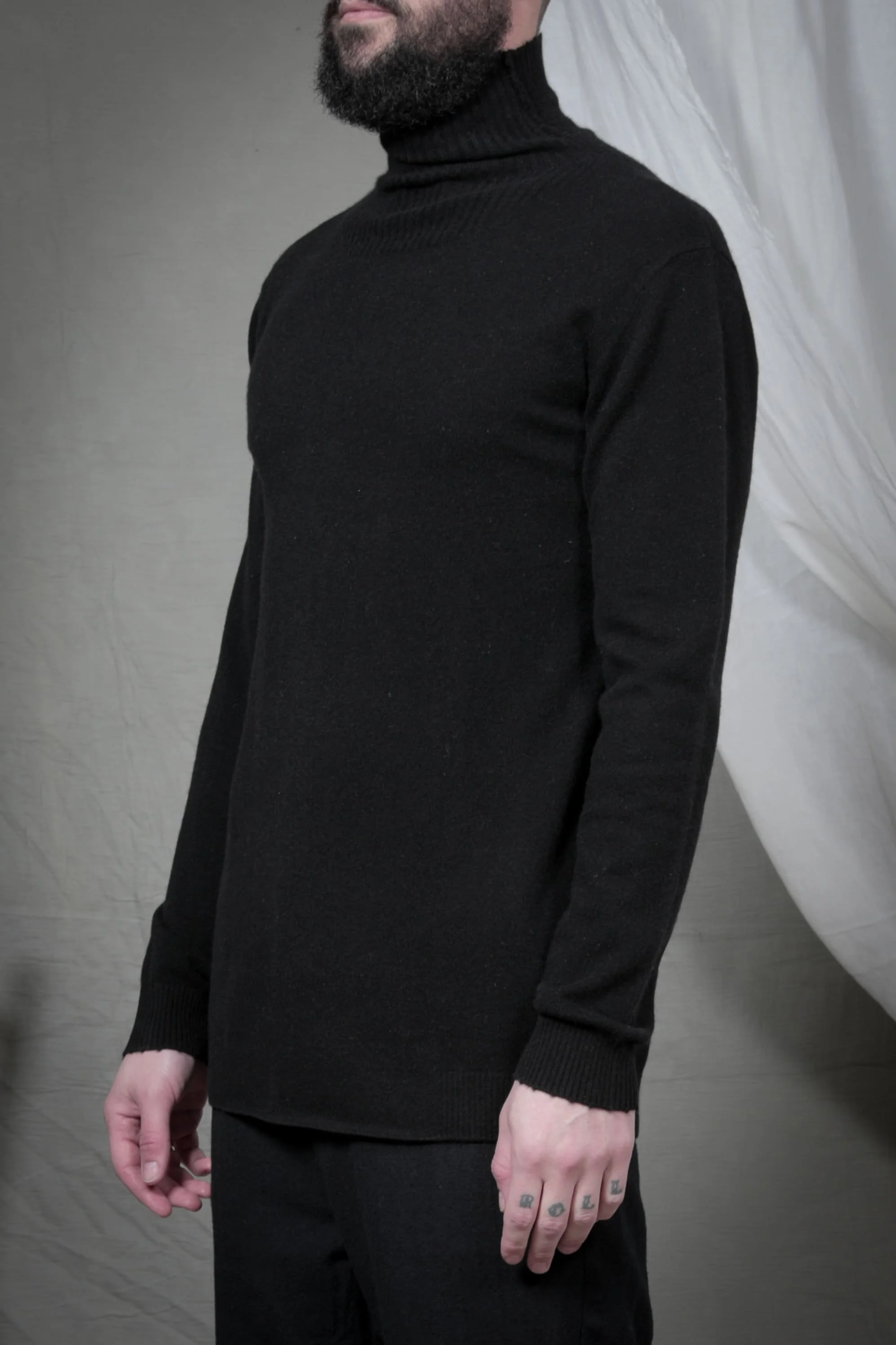 AM - AW2023 - LOOKBOOK-1094.jpg