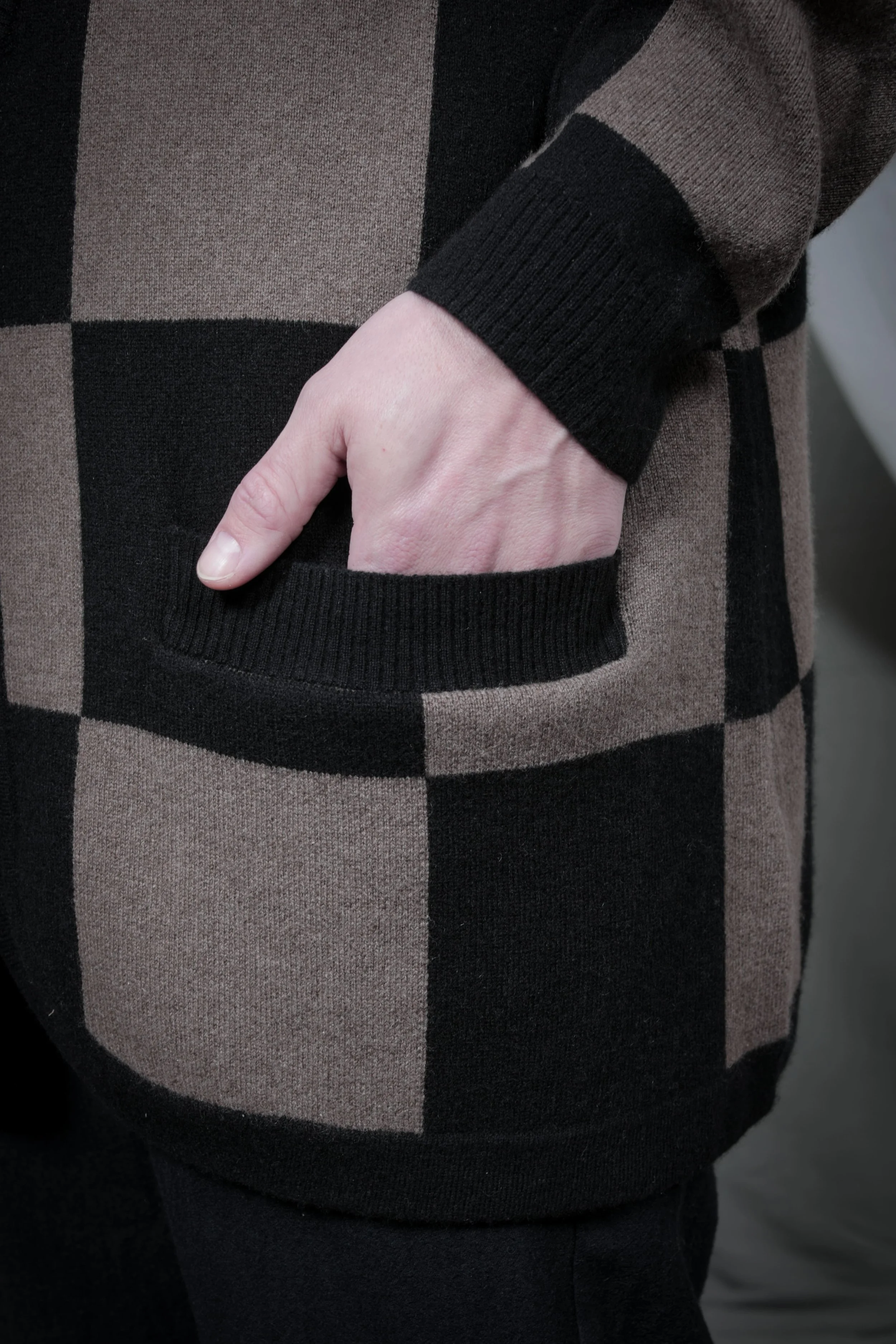 AM - AW2023 - LOOKBOOK-1110.jpg