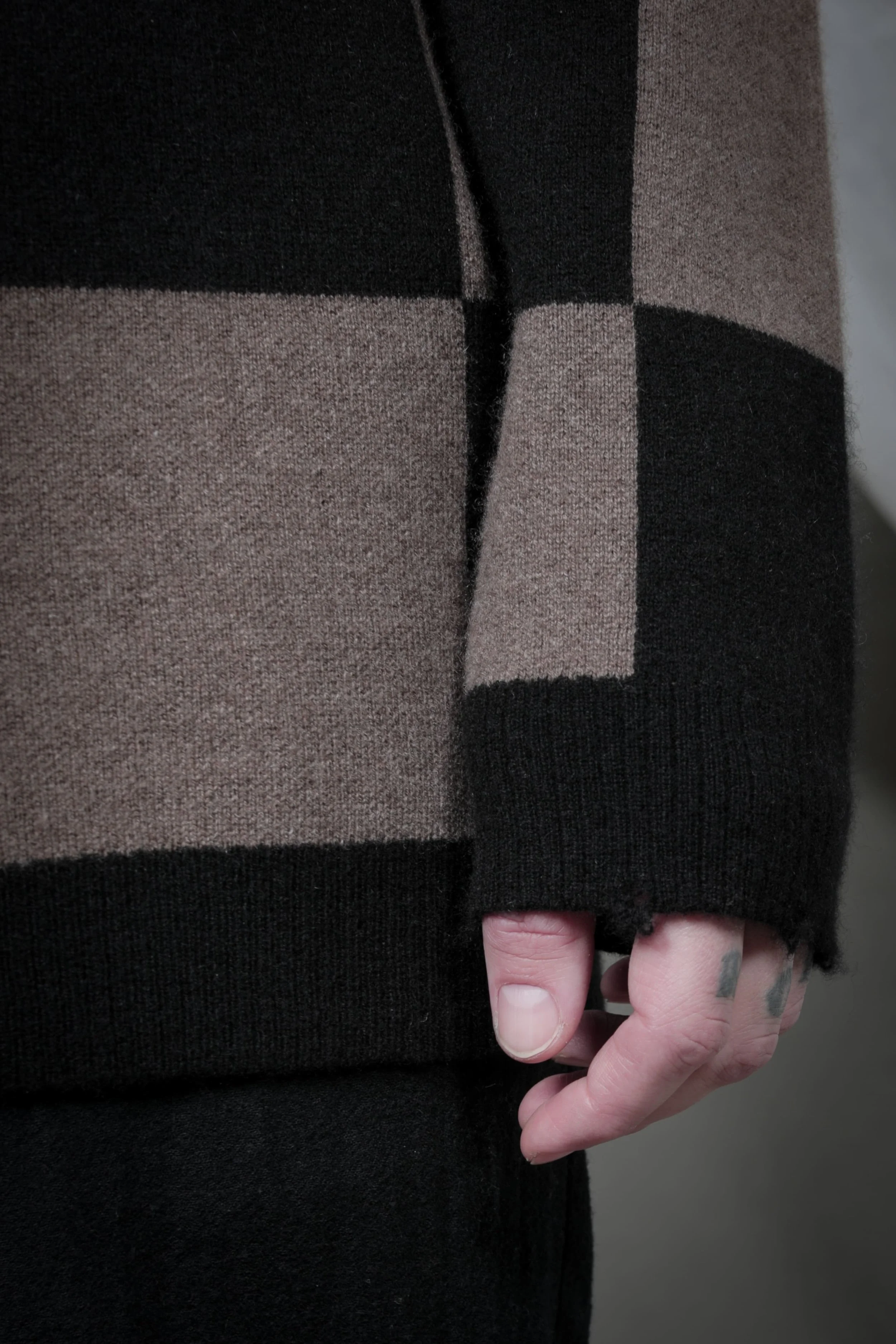 AM - AW2023 - LOOKBOOK-1128.jpg