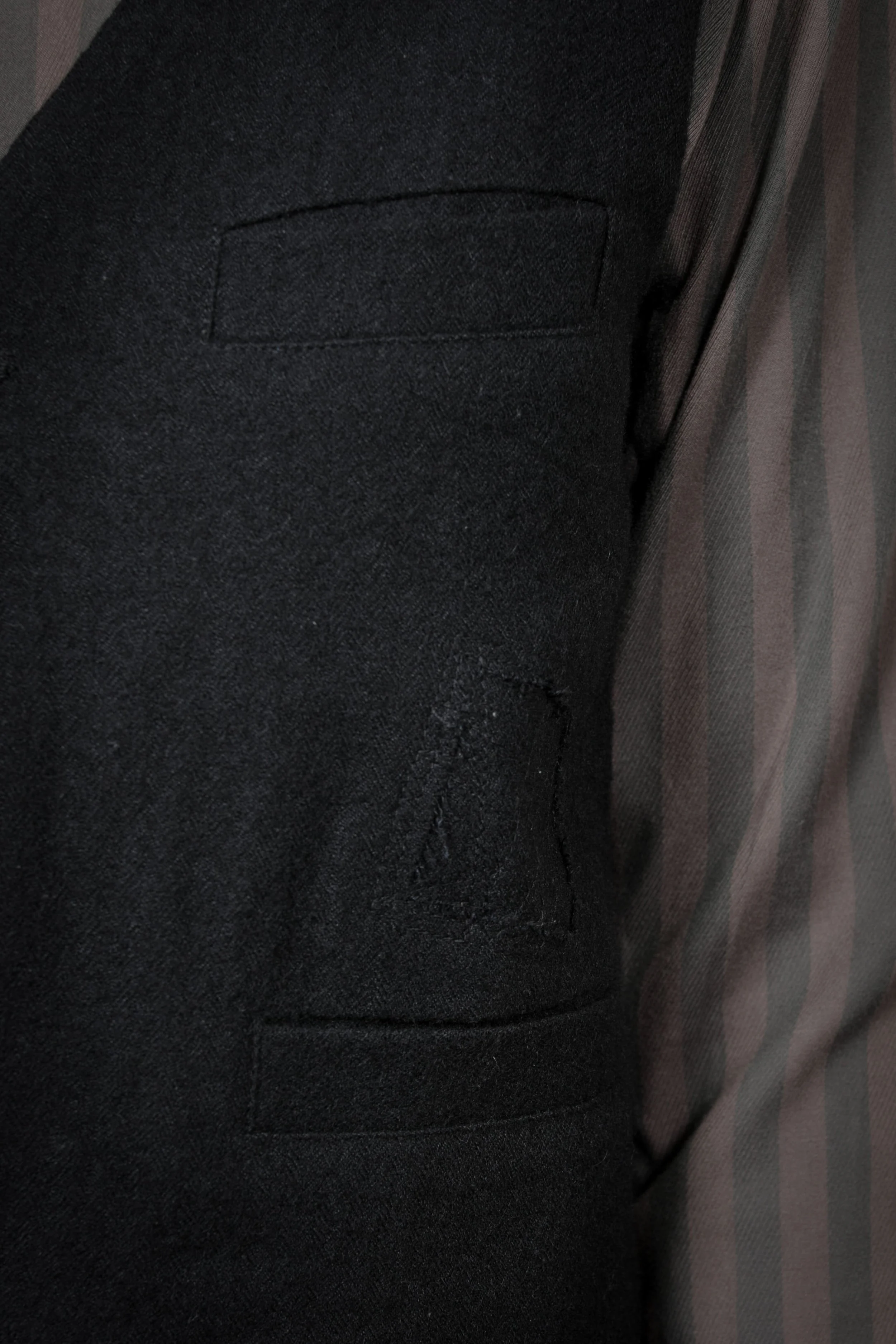 AM - AW2023 - LOOKBOOK-19.jpg