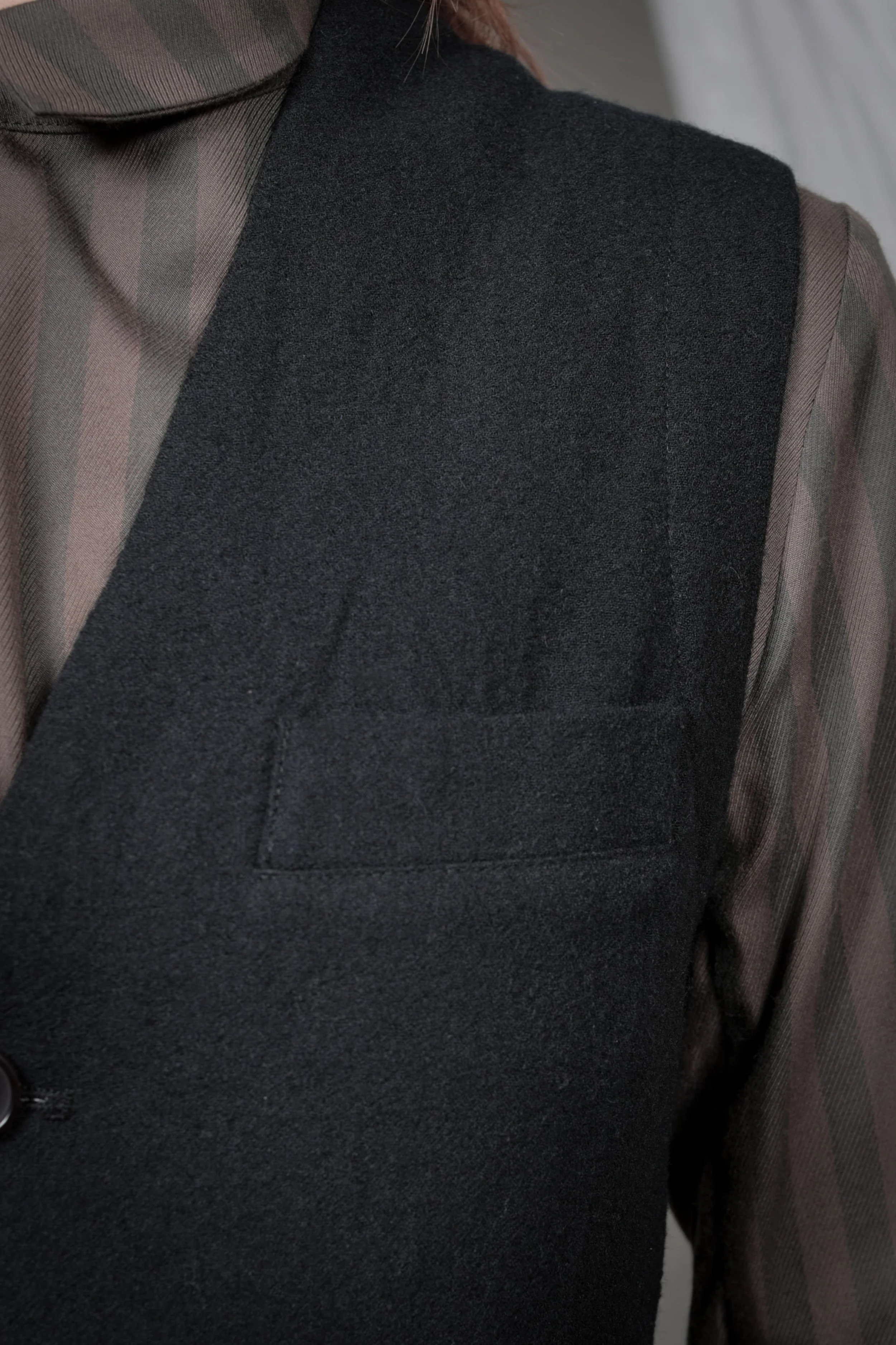 AM - AW2023 - LOOKBOOK-28.jpg