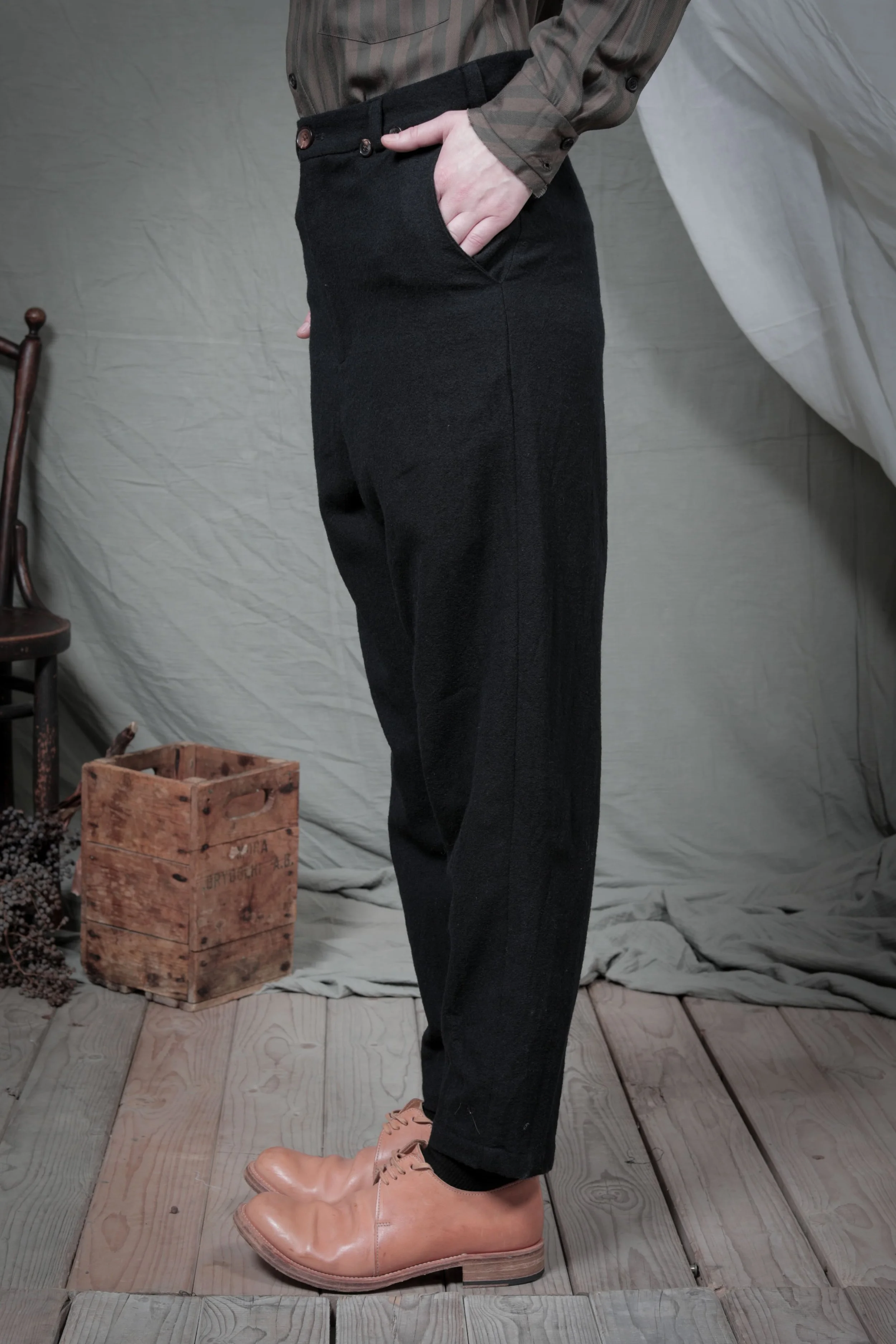 AM - AW2023 - LOOKBOOK-33.jpg