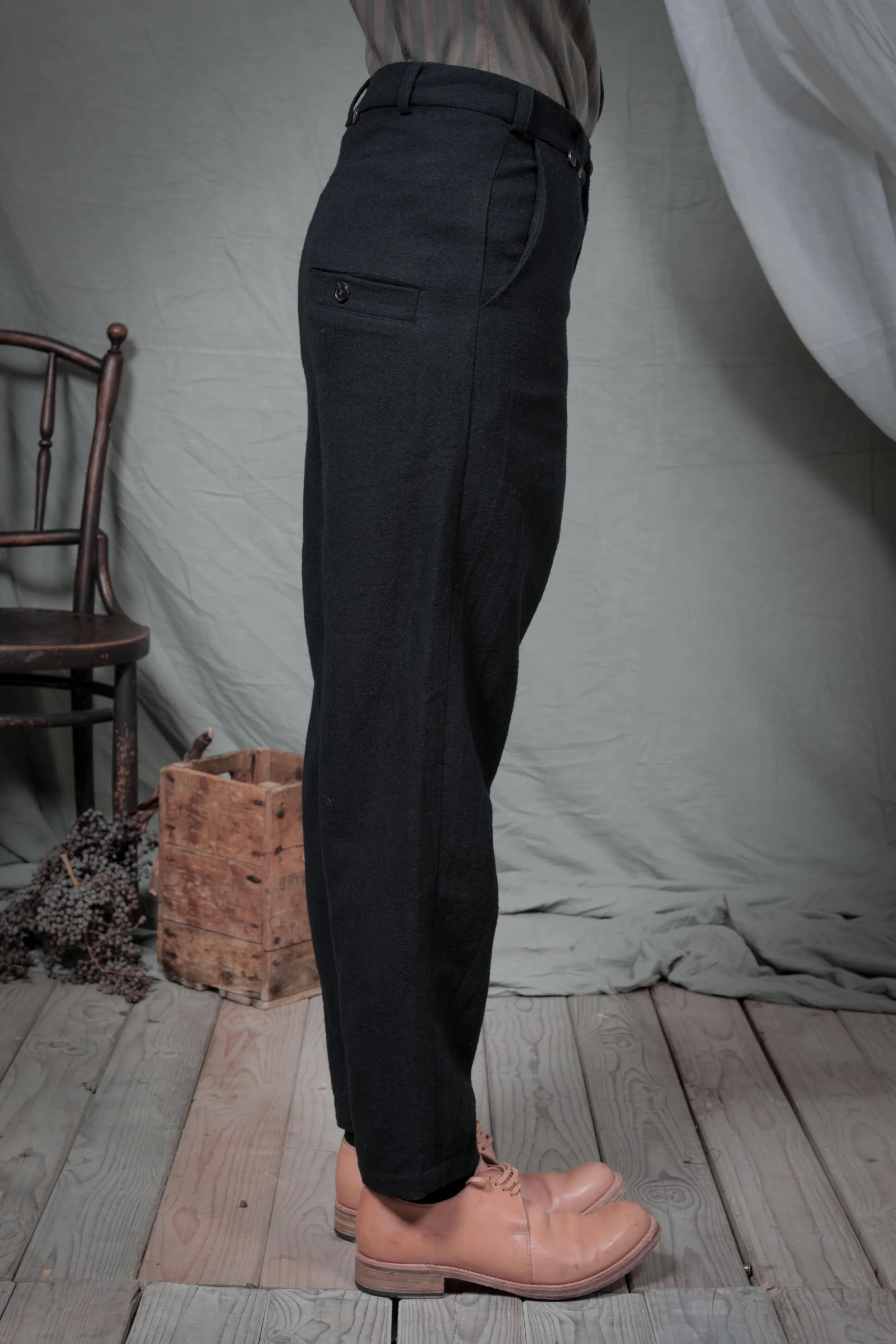 AM - AW2023 - LOOKBOOK-35.jpg