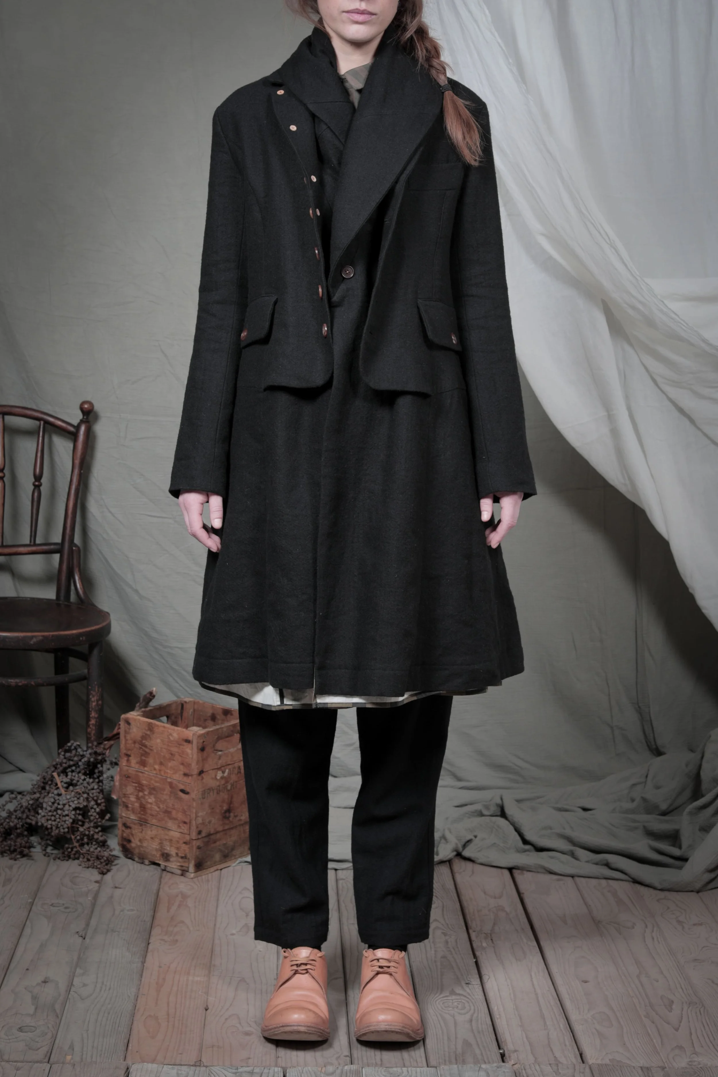 AM - AW2023 - LOOKBOOK-45.jpg