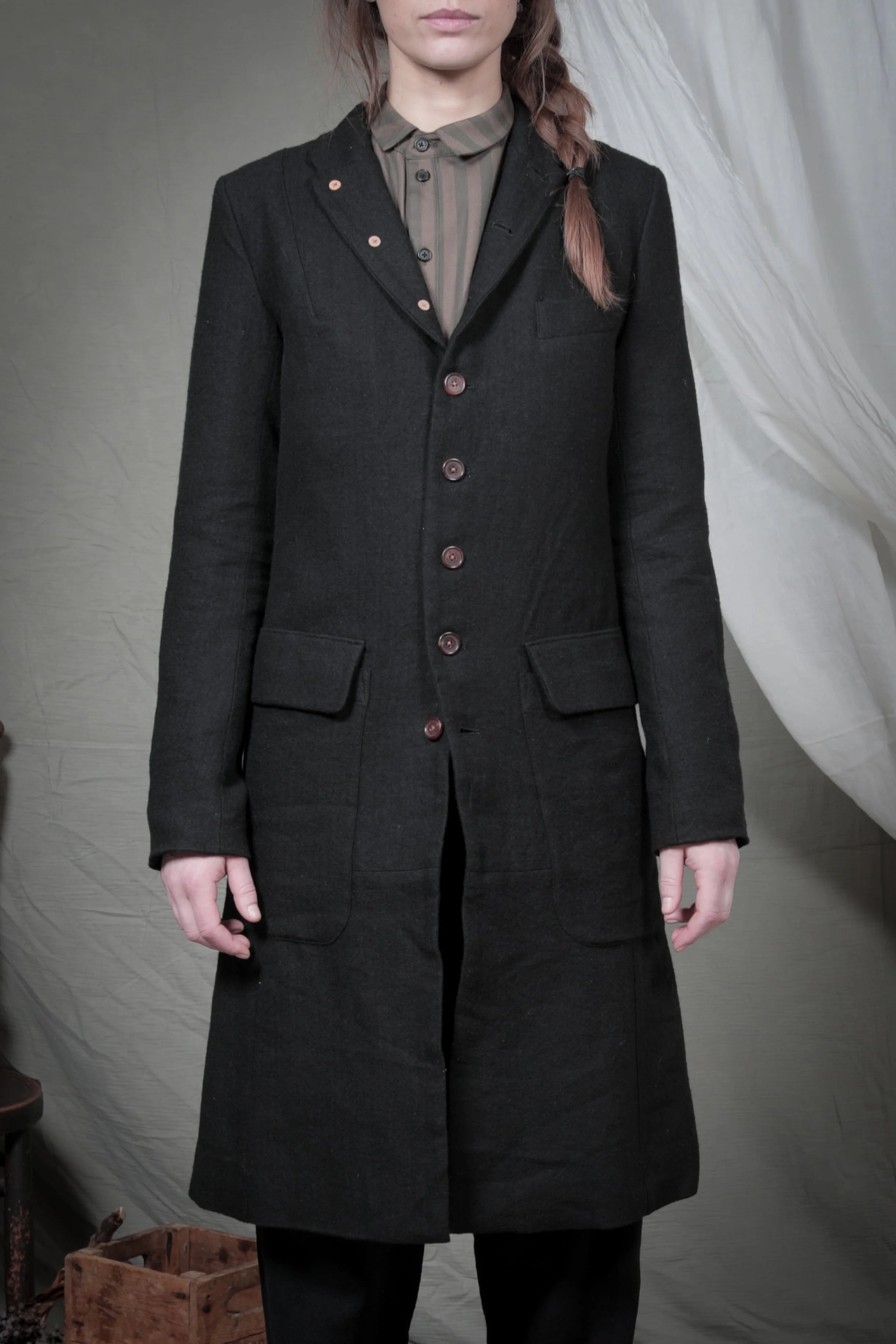 AM - AW2023 - LOOKBOOK-64.jpg