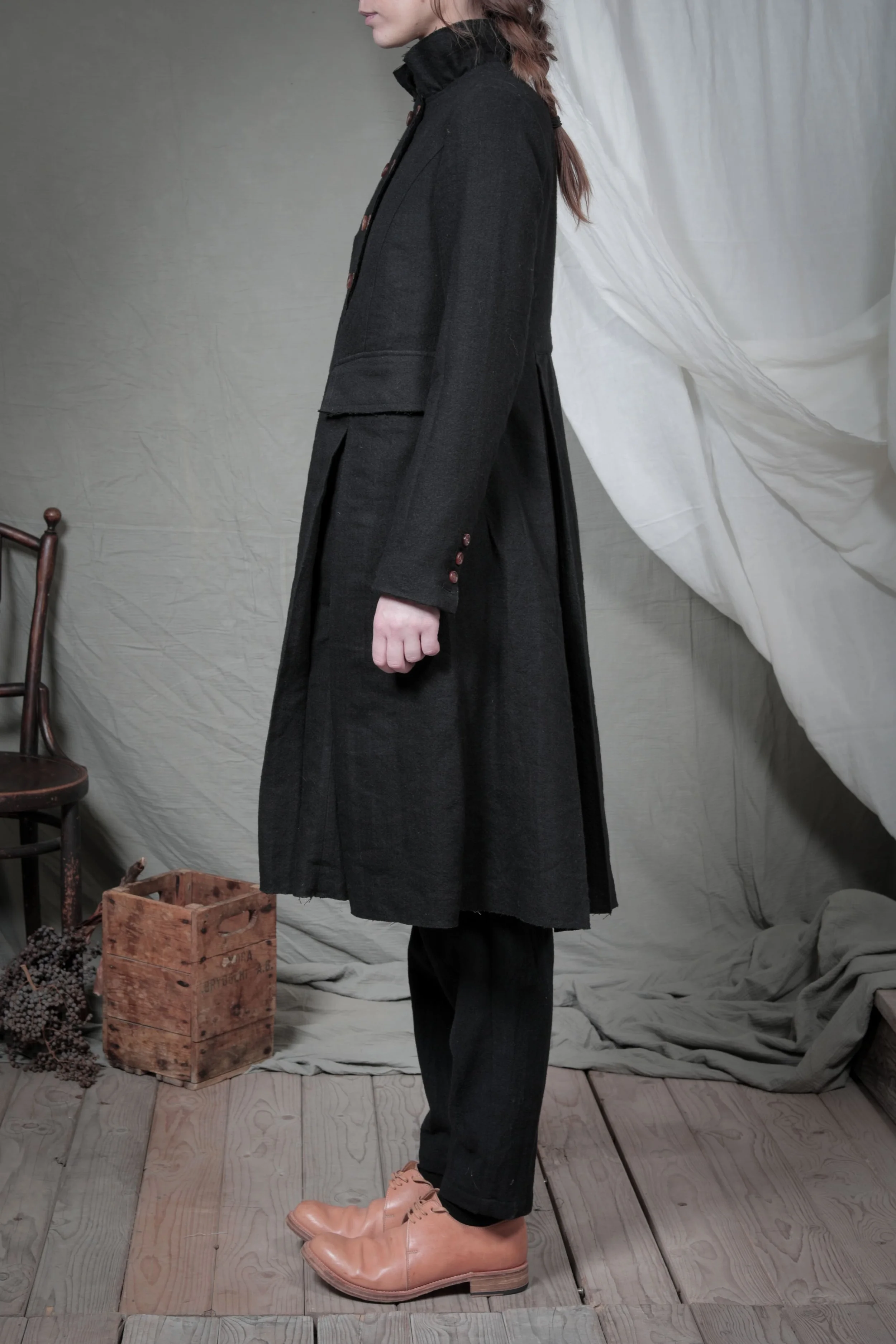 AM - AW2023 - LOOKBOOK-81.jpg