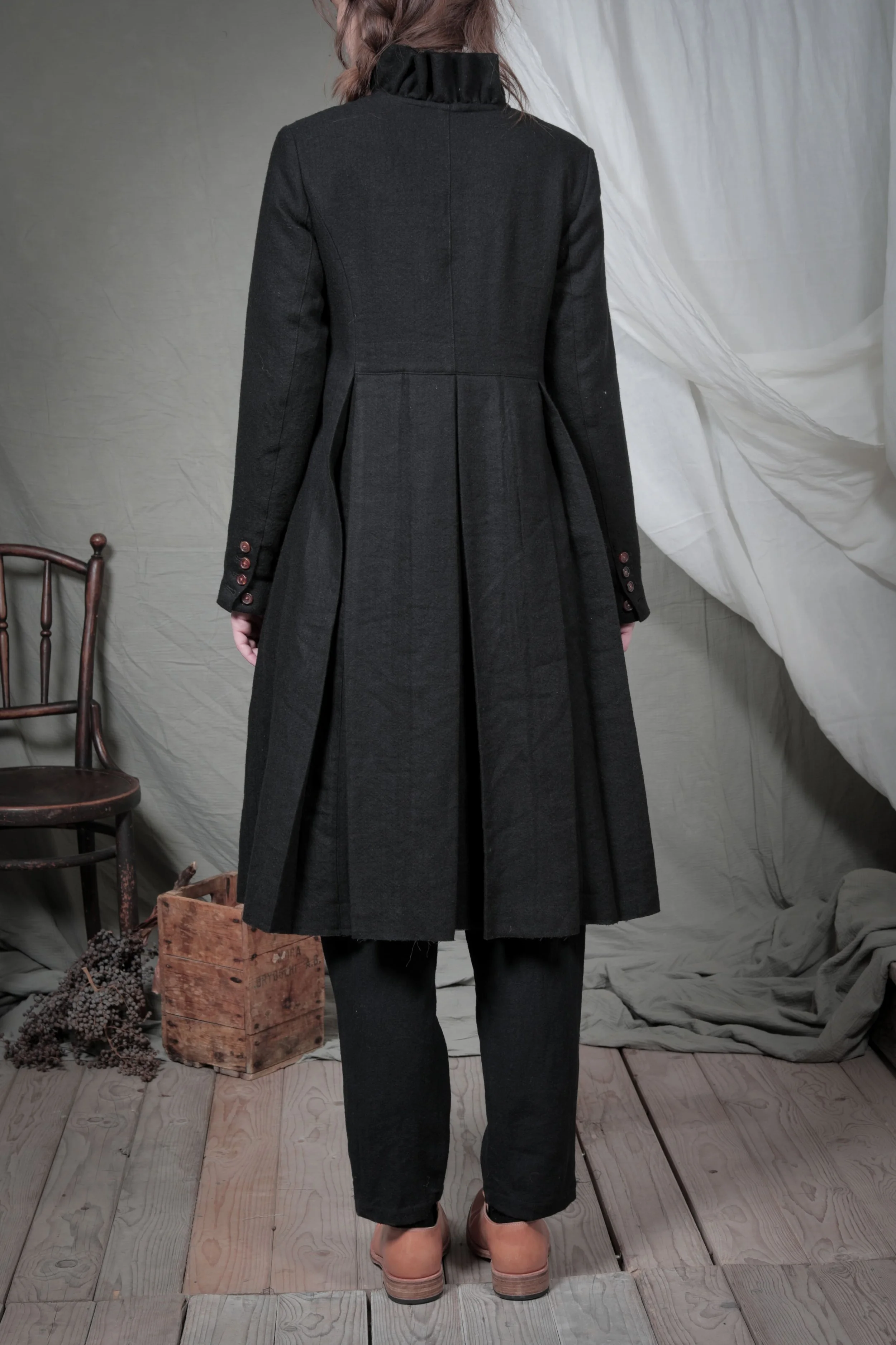 AM - AW2023 - LOOKBOOK-83.jpg