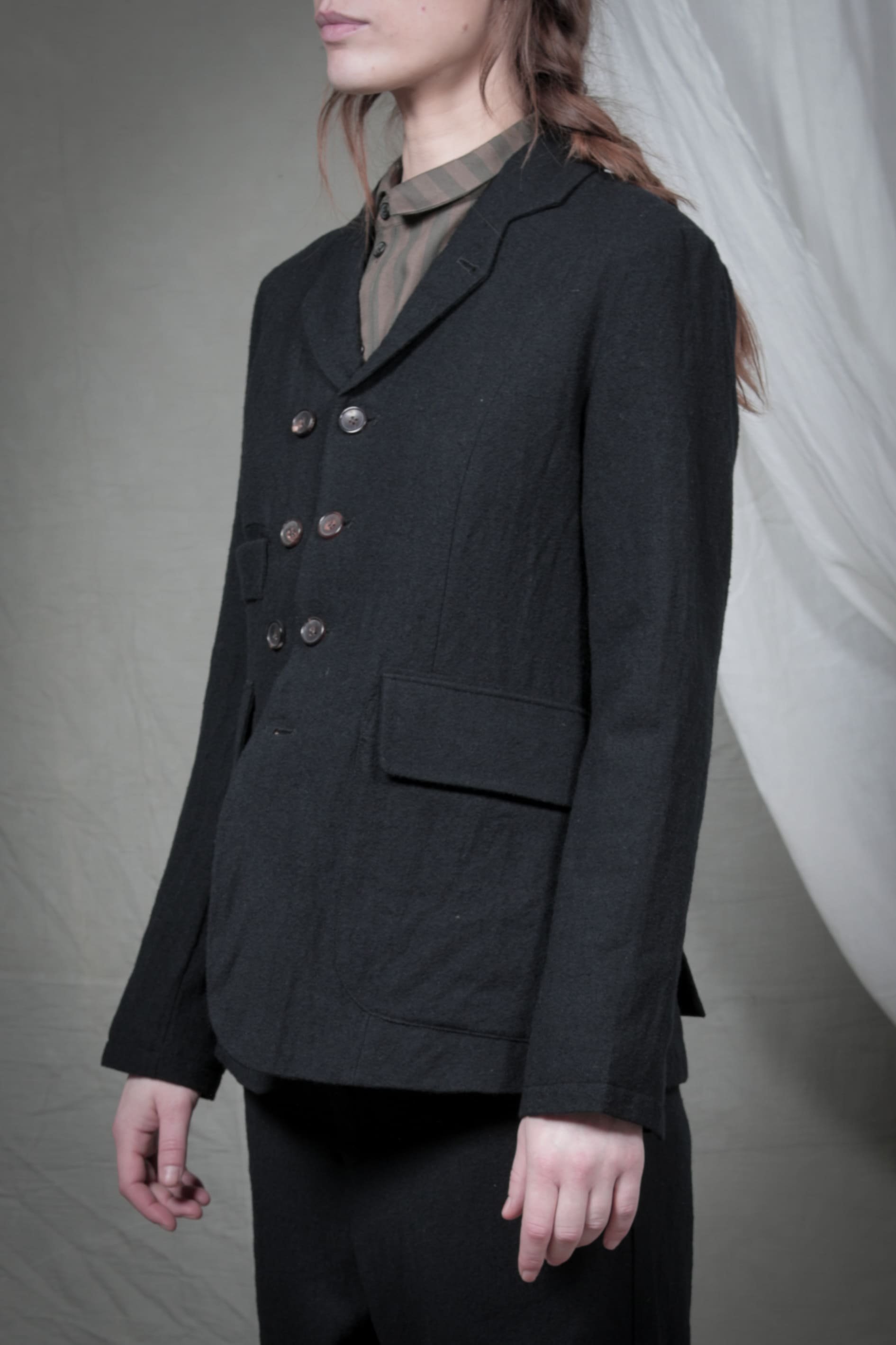 AM - AW2023 - LOOKBOOK-125.jpg