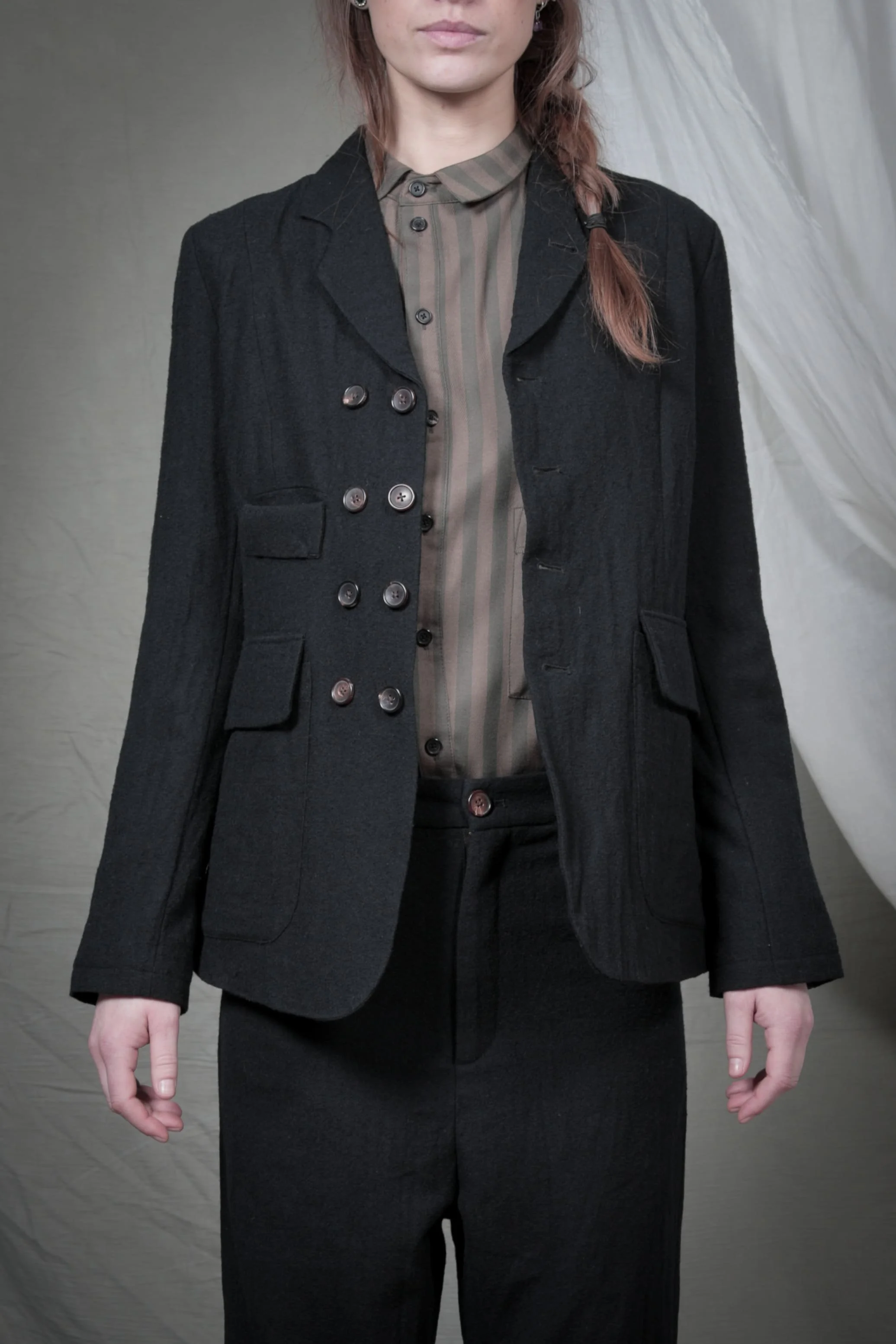 AM - AW2023 - LOOKBOOK-136.jpg