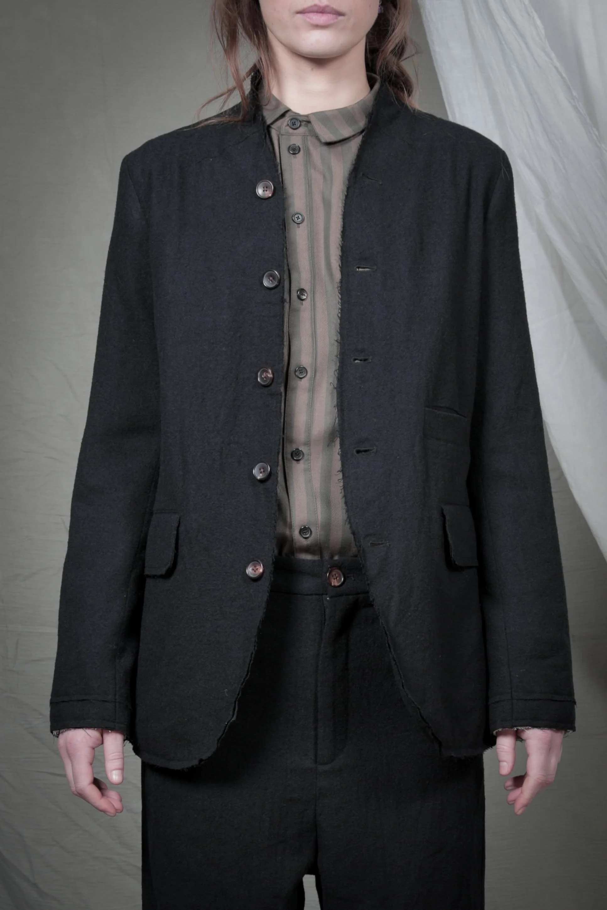 AM - AW2023 - LOOKBOOK-151.jpg