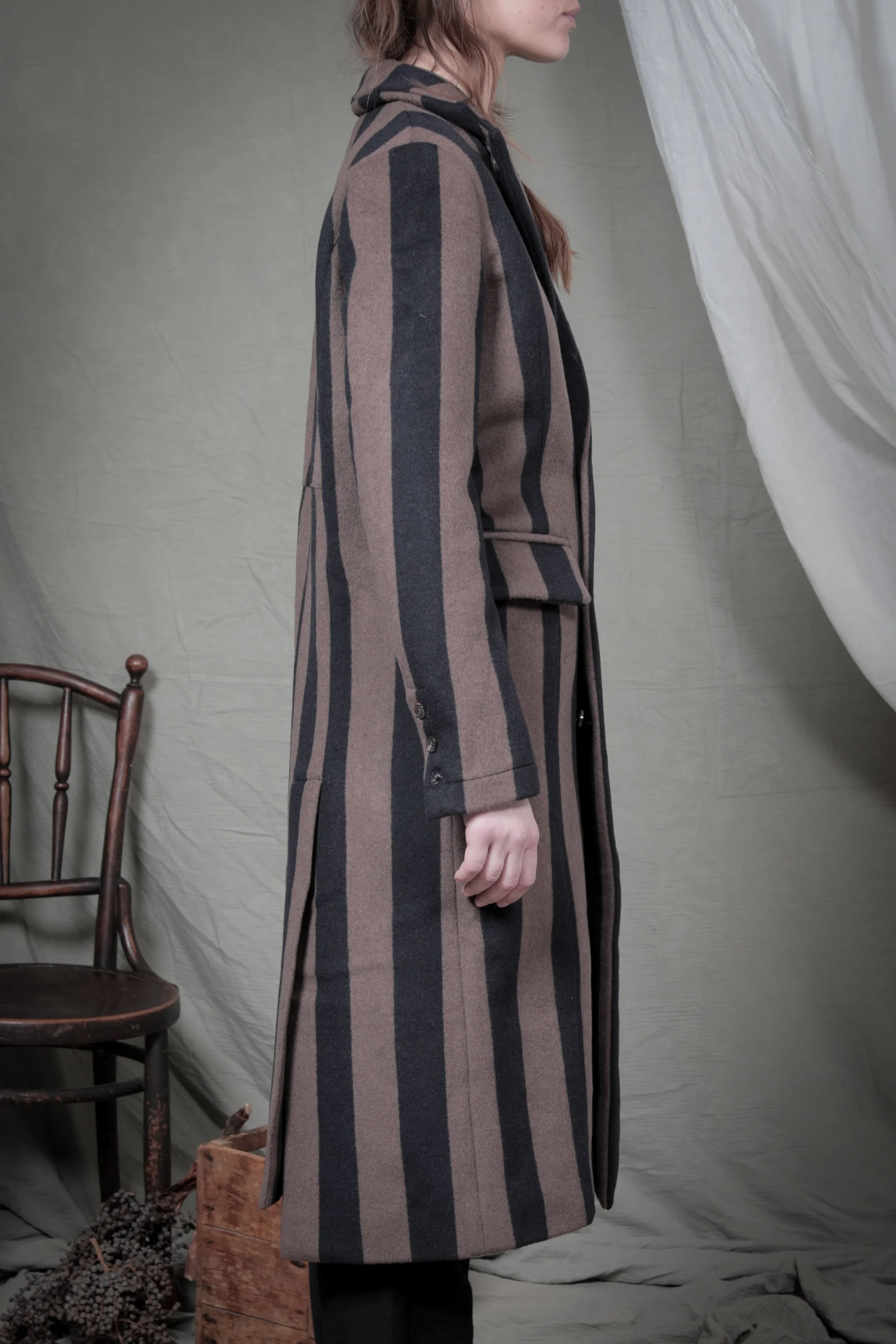 AM - AW2023 - LOOKBOOK-228.jpg