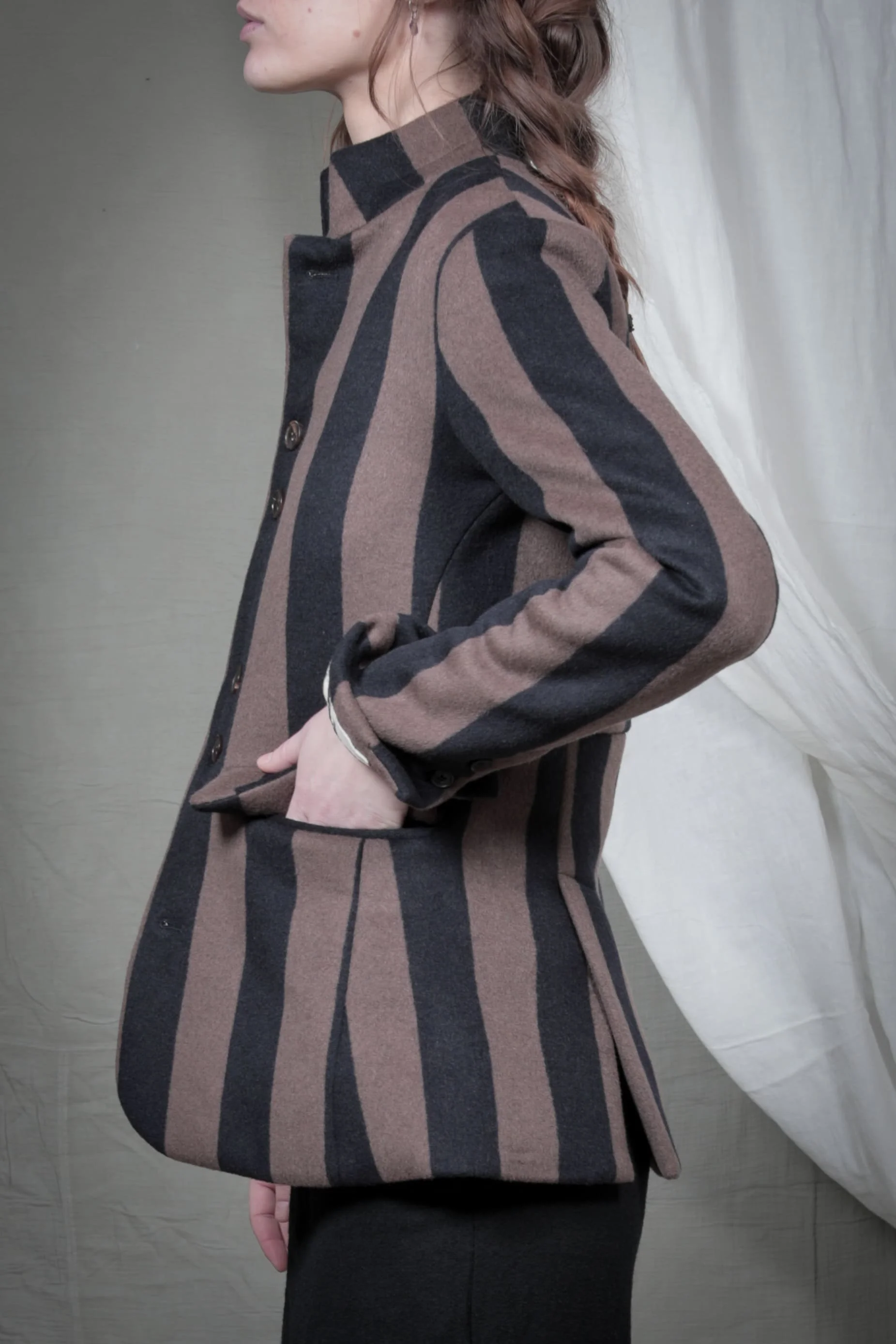 AM - AW2023 - LOOKBOOK-242.jpg