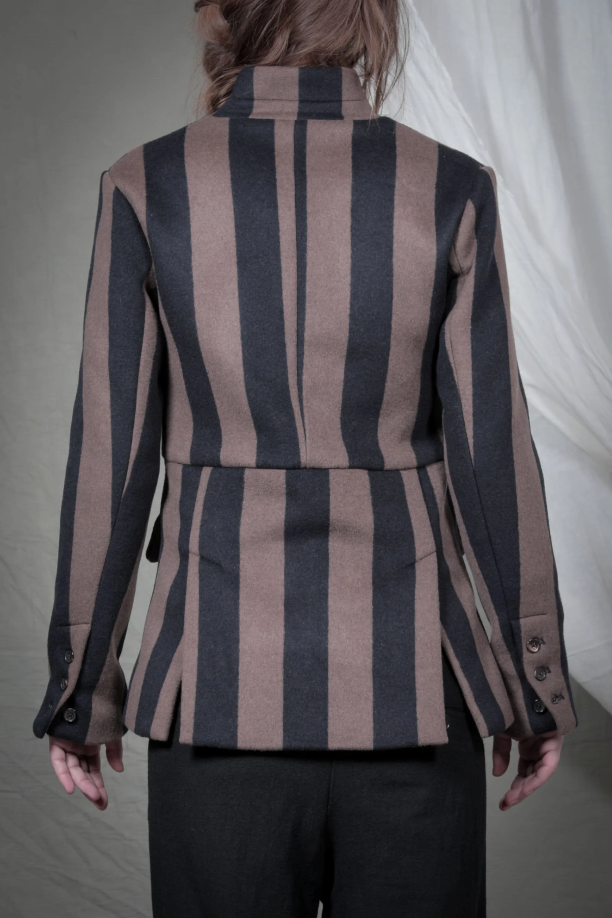 AM - AW2023 - LOOKBOOK-243.jpg