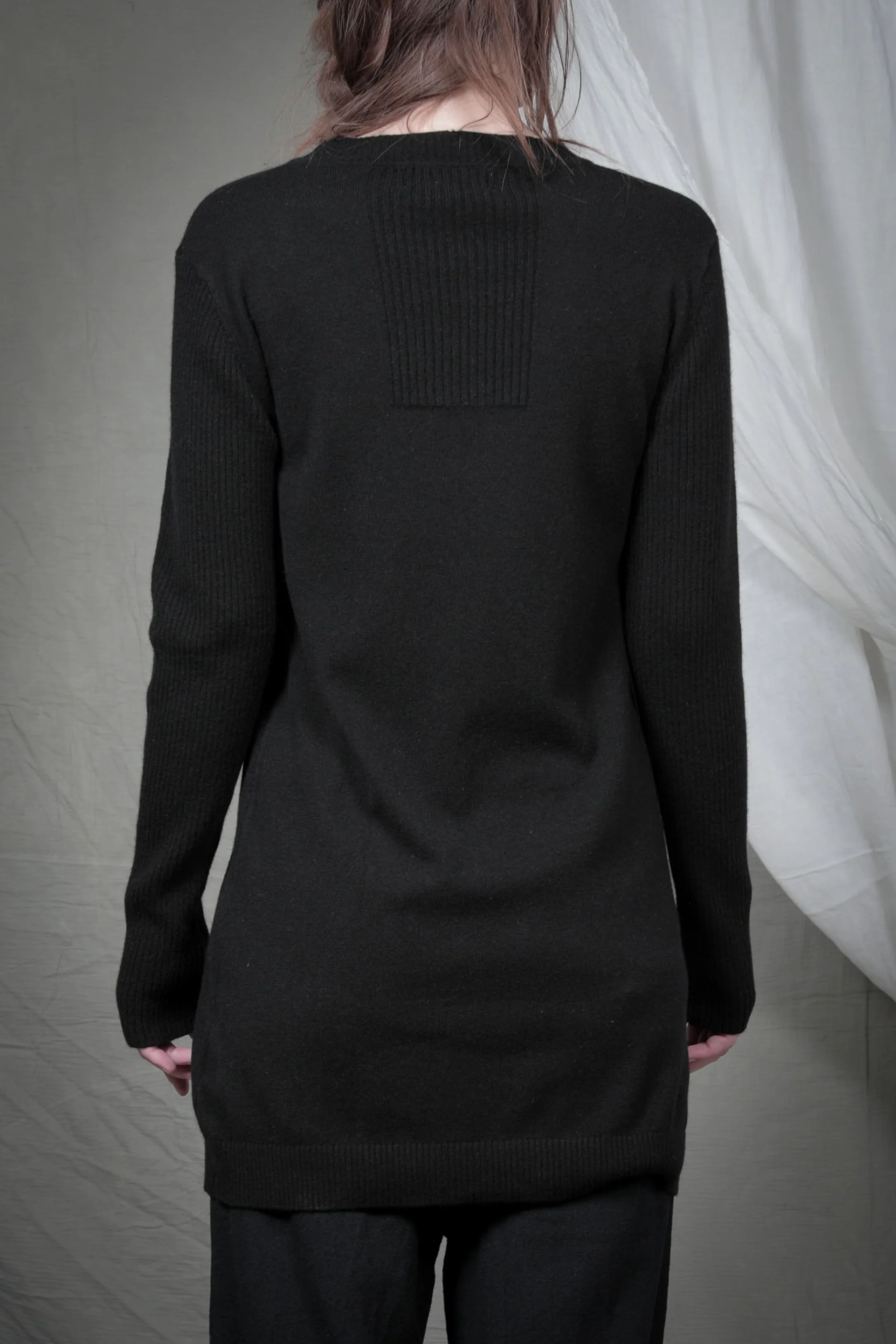 AM - AW2023 - LOOKBOOK-338.jpg