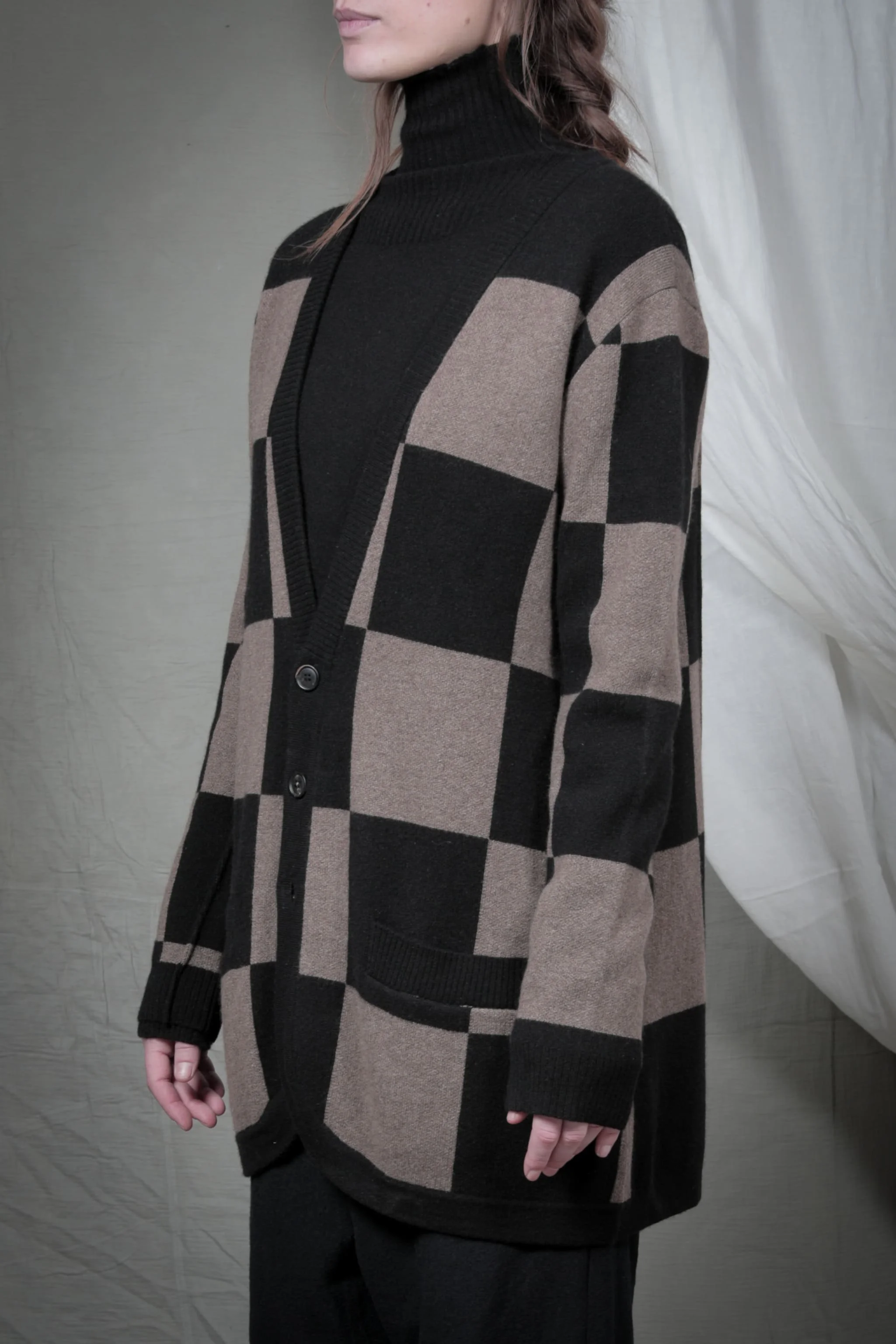 AM - AW2023 - LOOKBOOK-354.jpg