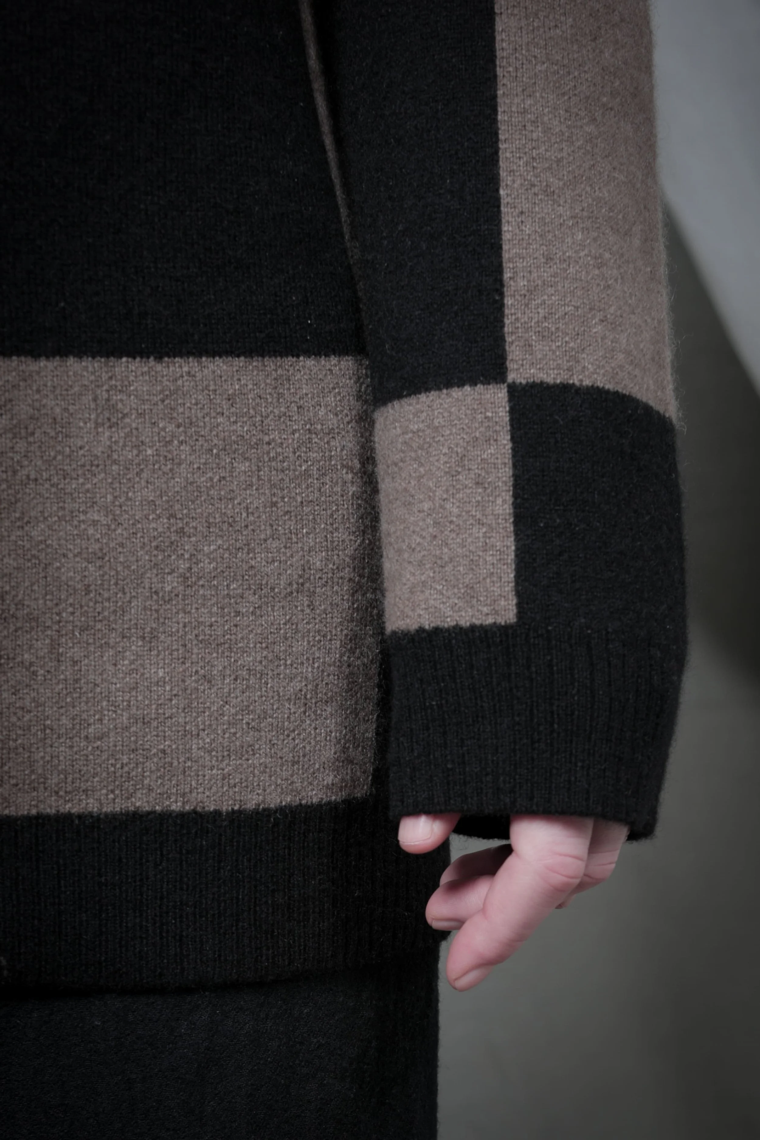 AM - AW2023 - LOOKBOOK-367.jpg