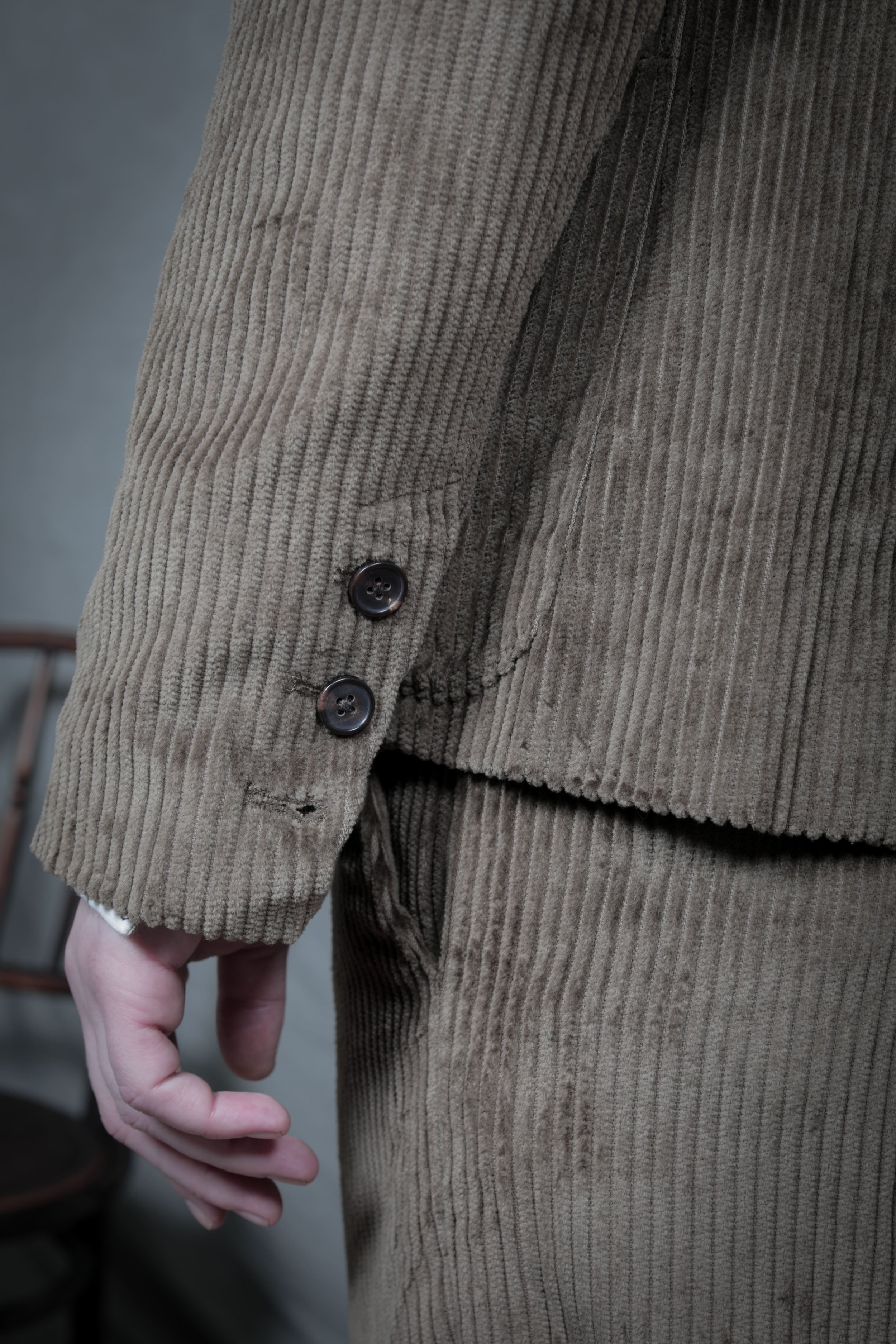 AM - AW2023 - LOOKBOOK-761.jpg