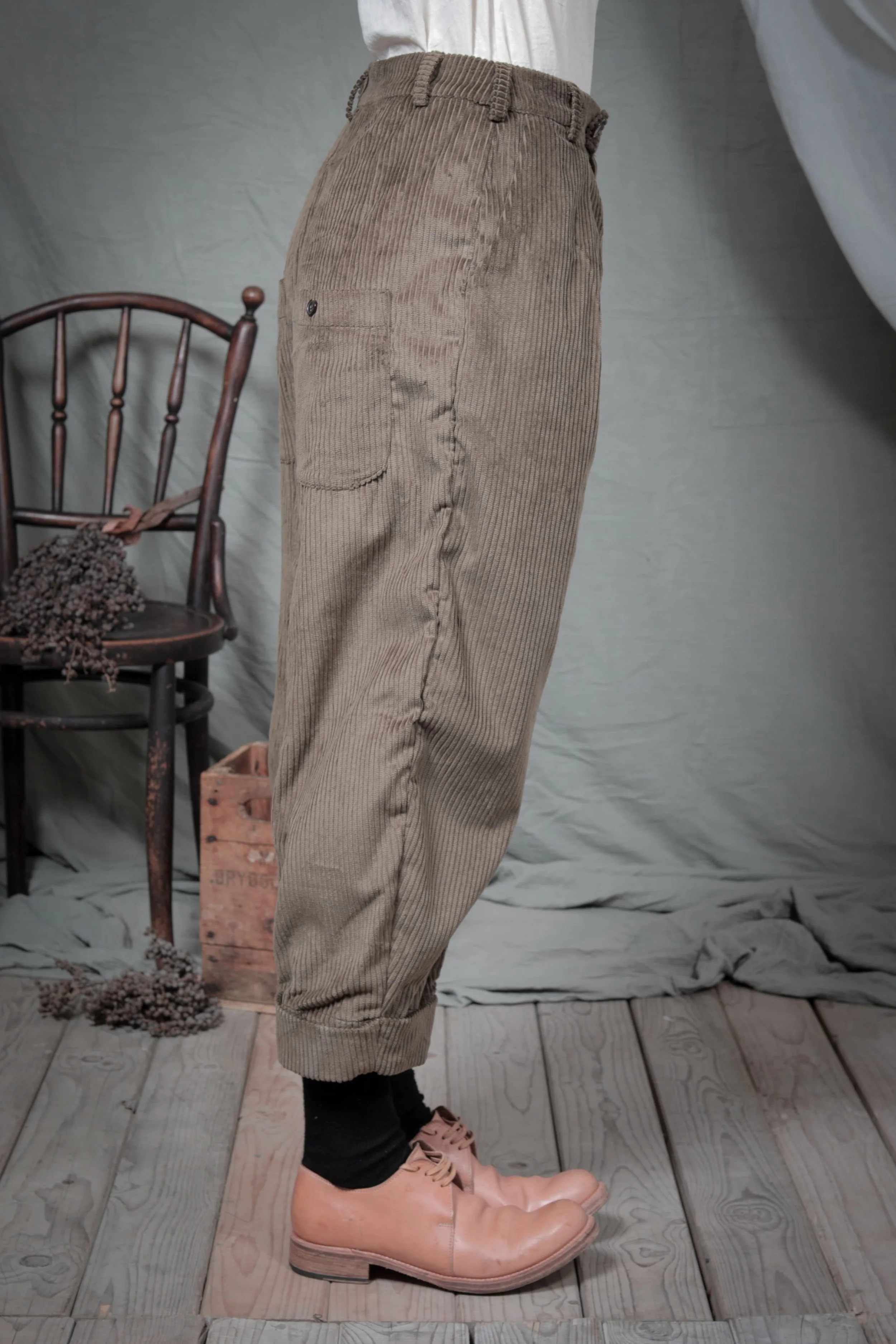 AM - AW2023 - LOOKBOOK-987.jpg