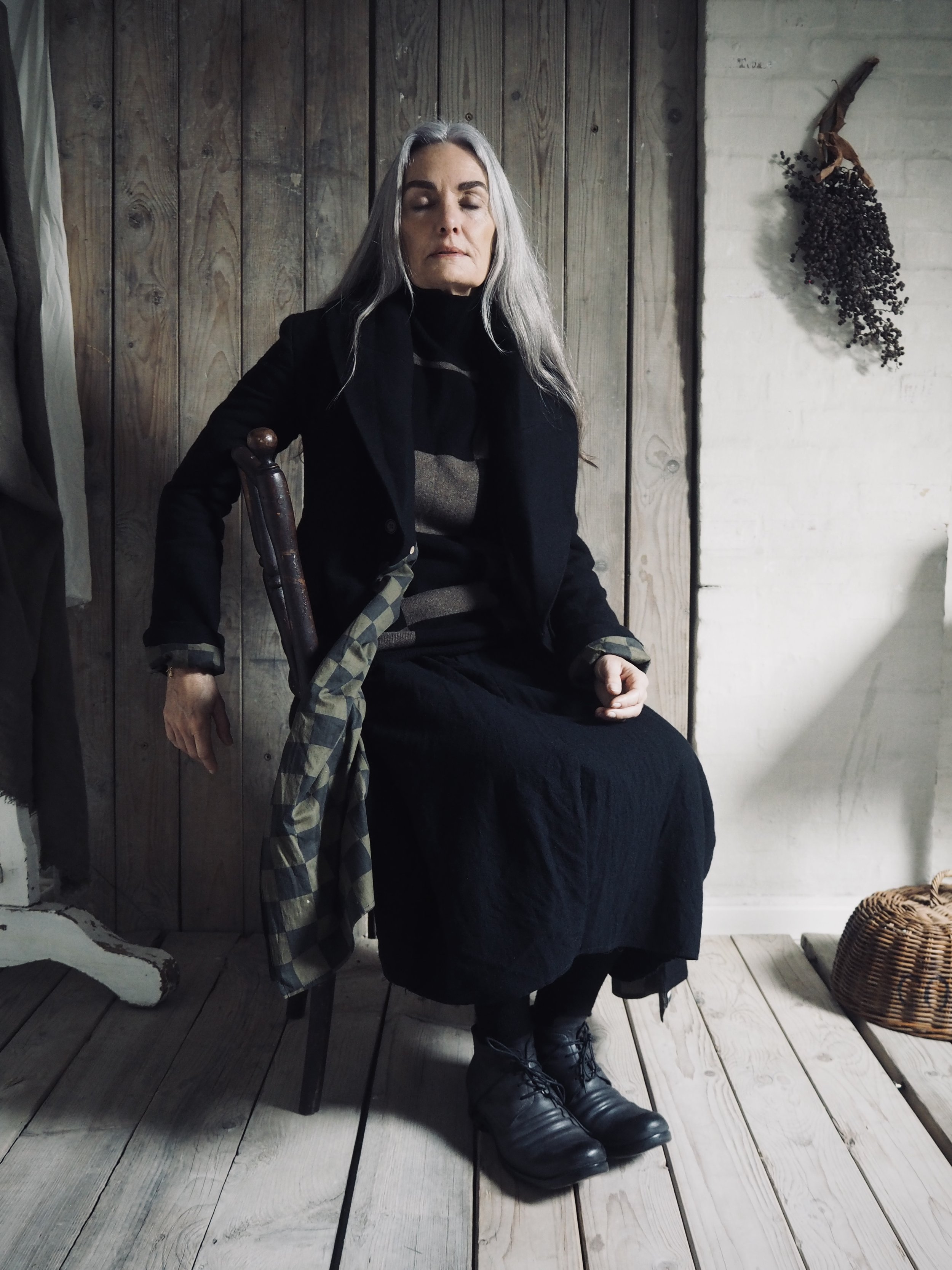 AM - AW23 - CAMPAIGN-1.jpg