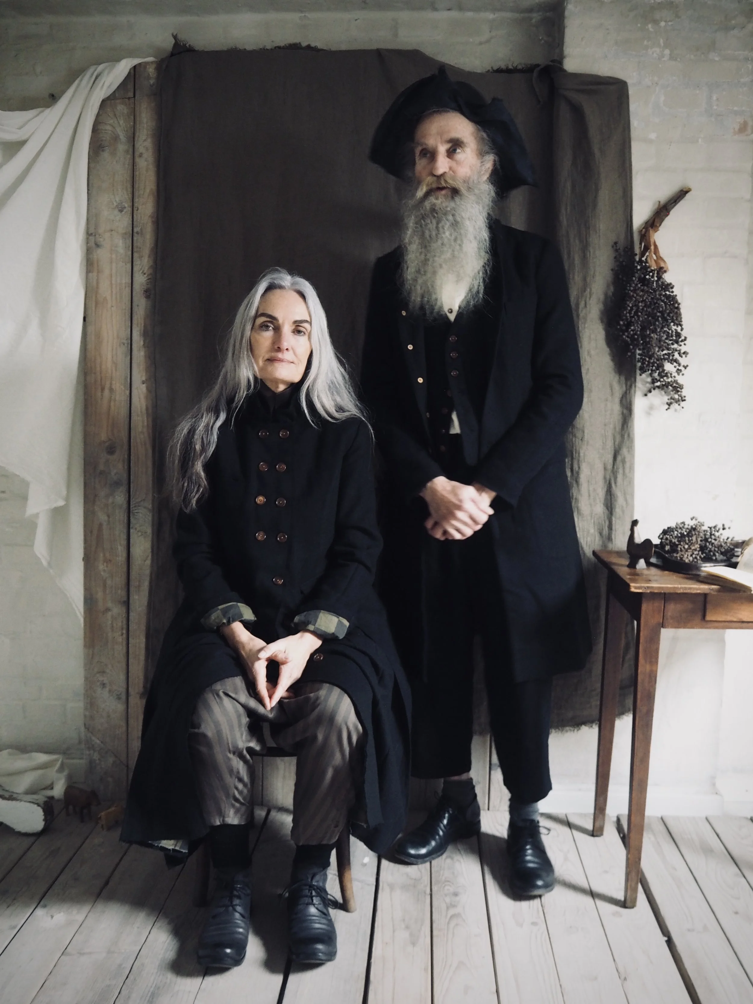 AM - AW23 - CAMPAIGN-7.jpg