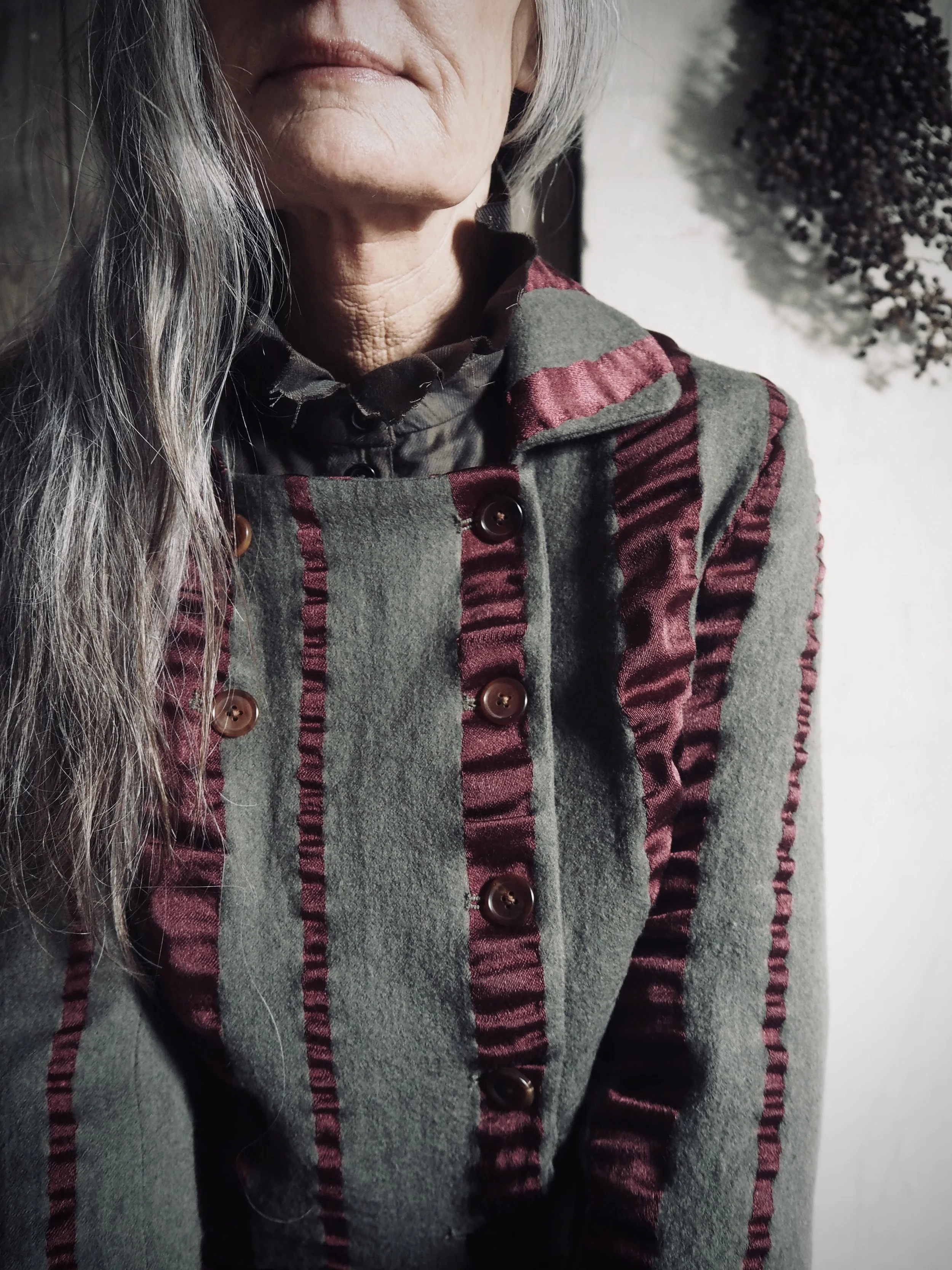 AM - AW23 - CAMPAIGN-30.jpg