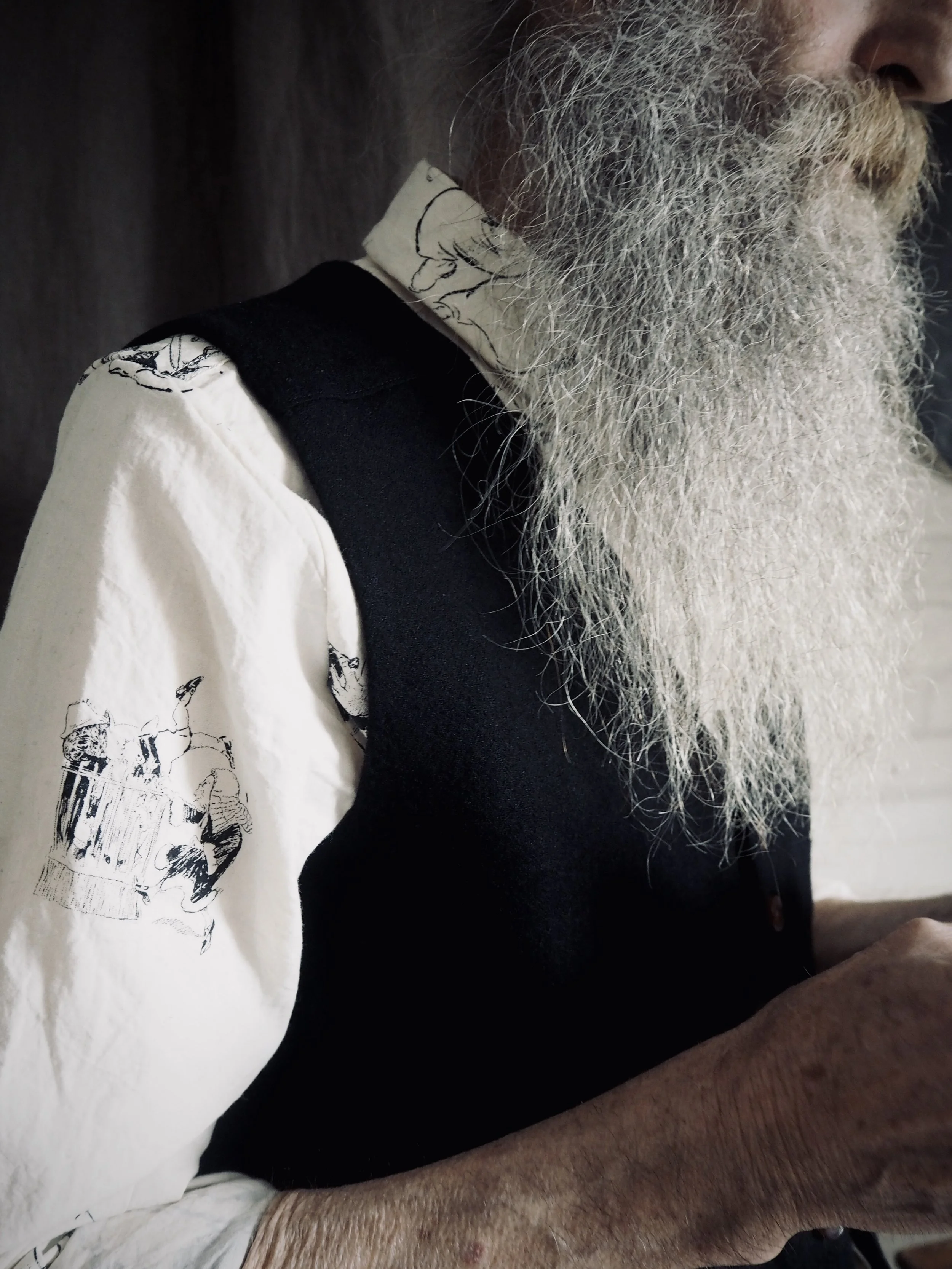 AM - AW23 - CAMPAIGN-38.jpg