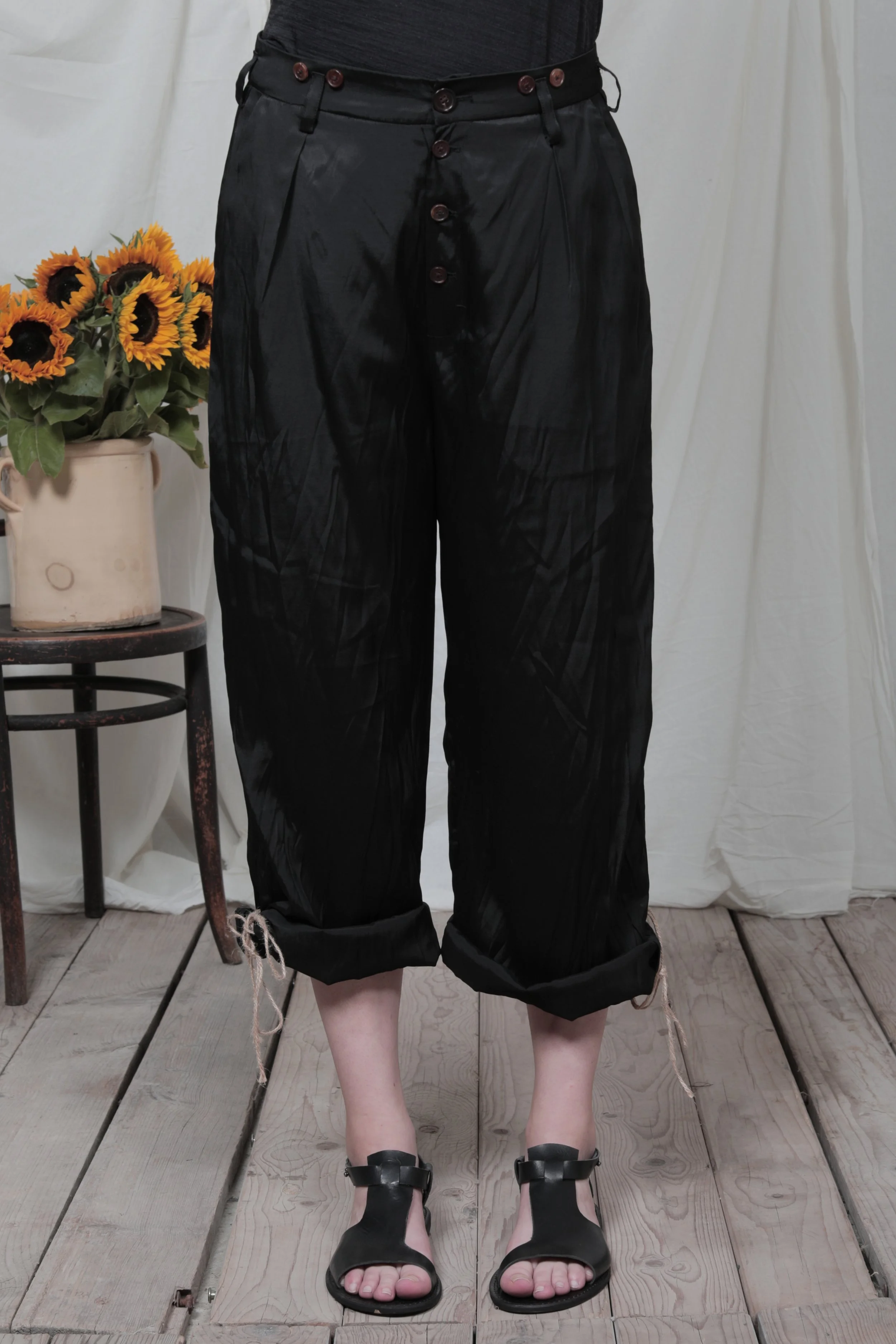 FATI - SS2024 - SHORTS FRONT-107.jpg
