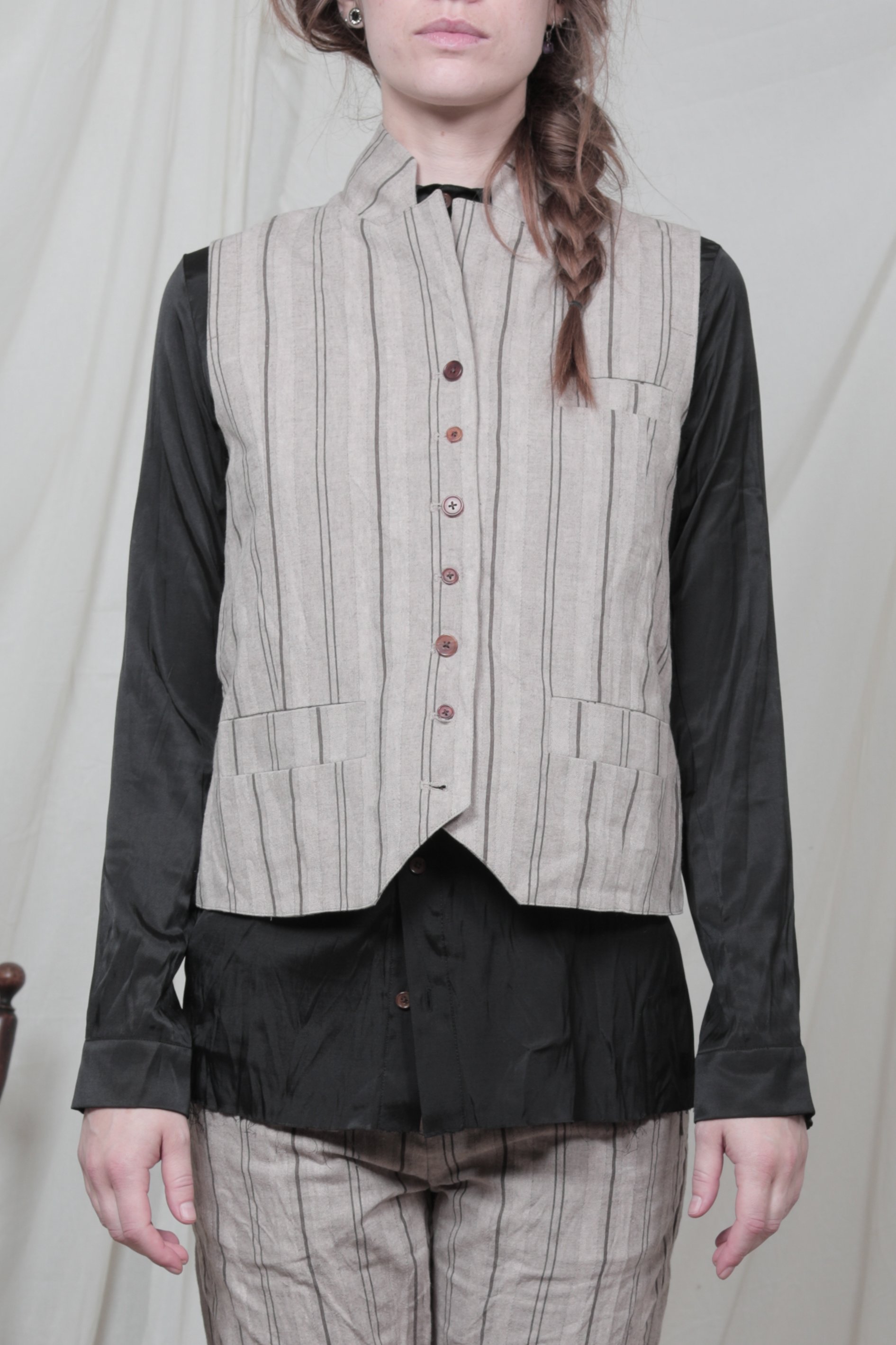 FATI - SS2024 - SHORTS FRONT-300.jpg