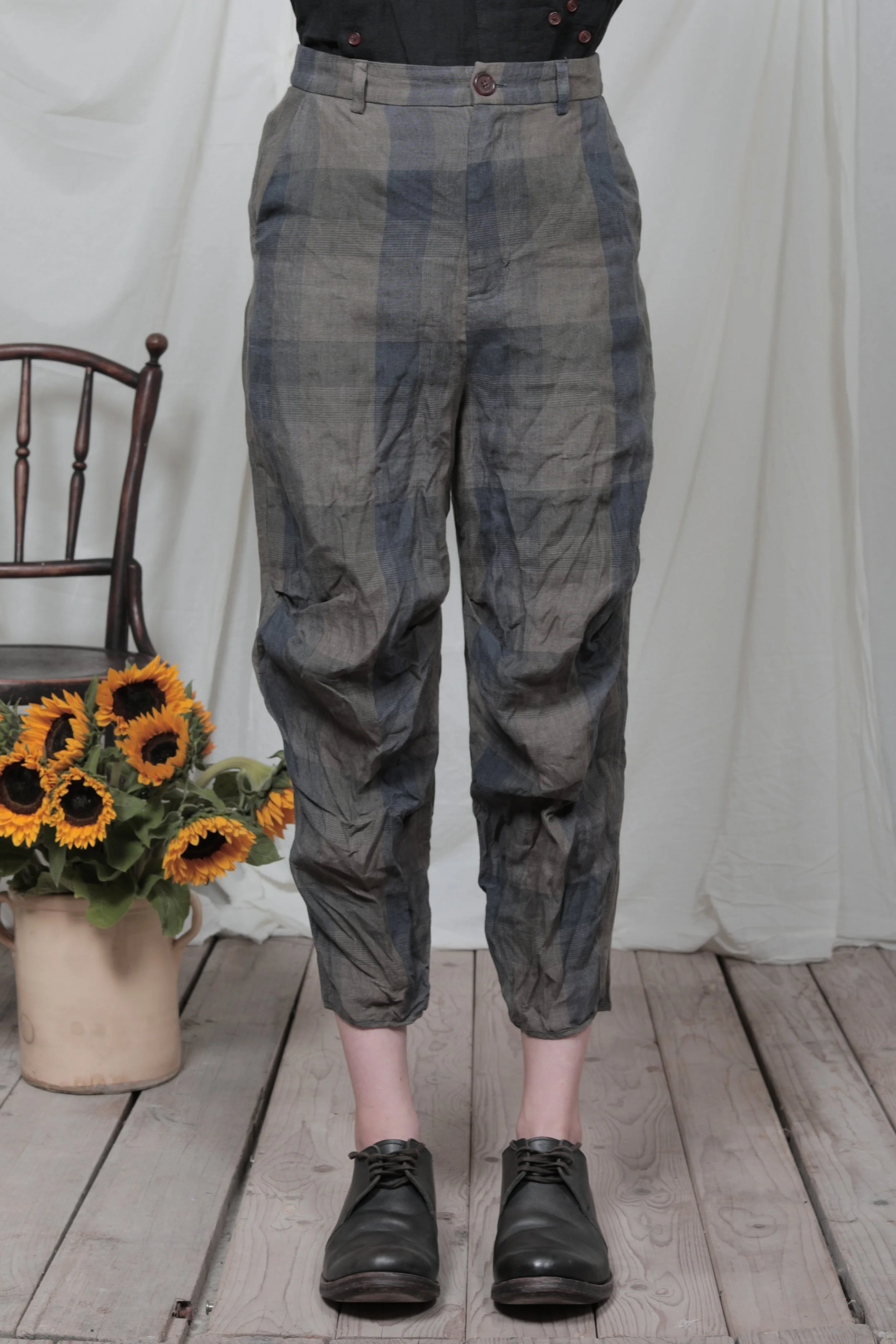 FATI - SS2024 - SHORTS FRONT-325.jpg