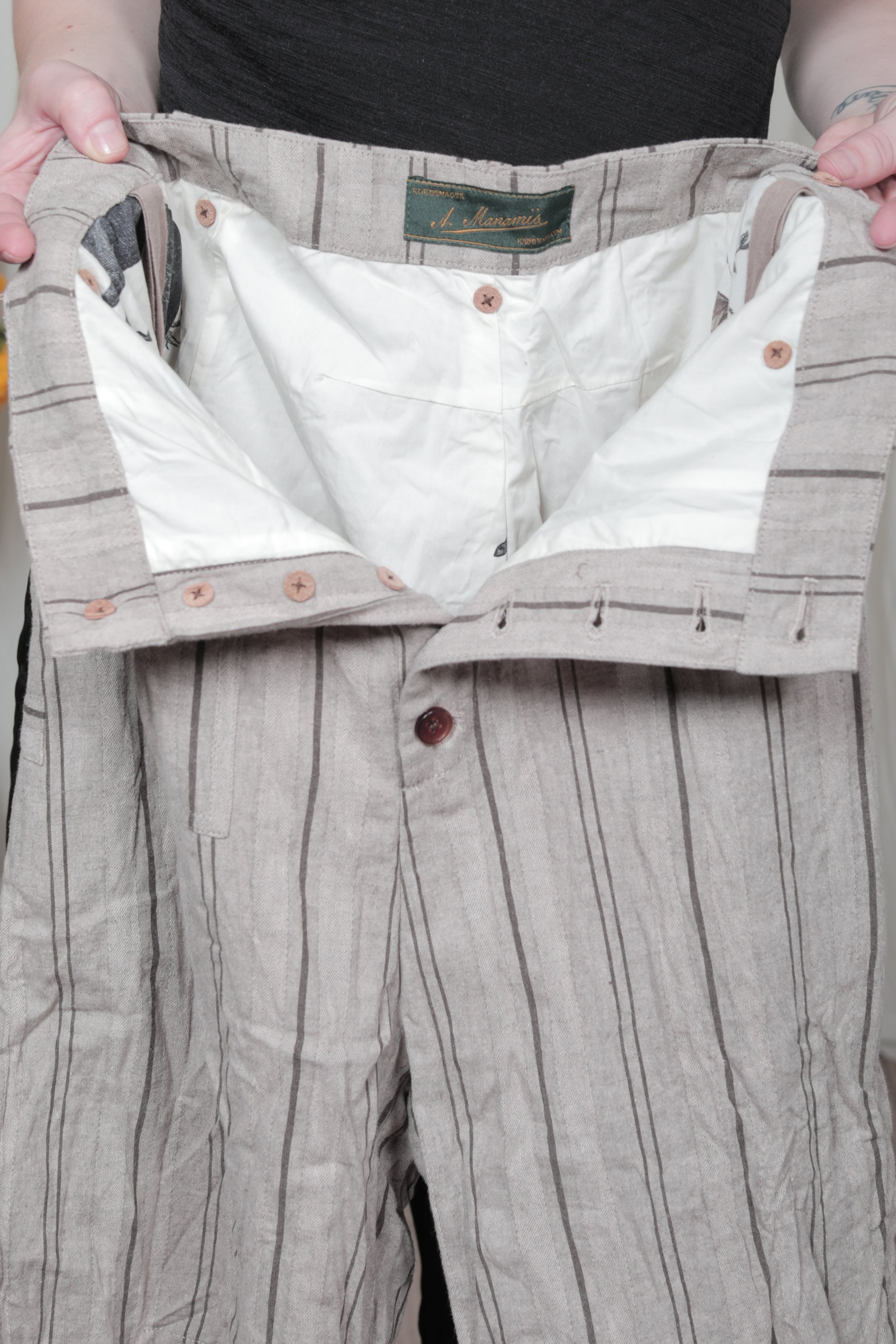 FATI - SS2024 - SHORTS FRONT-100.jpg