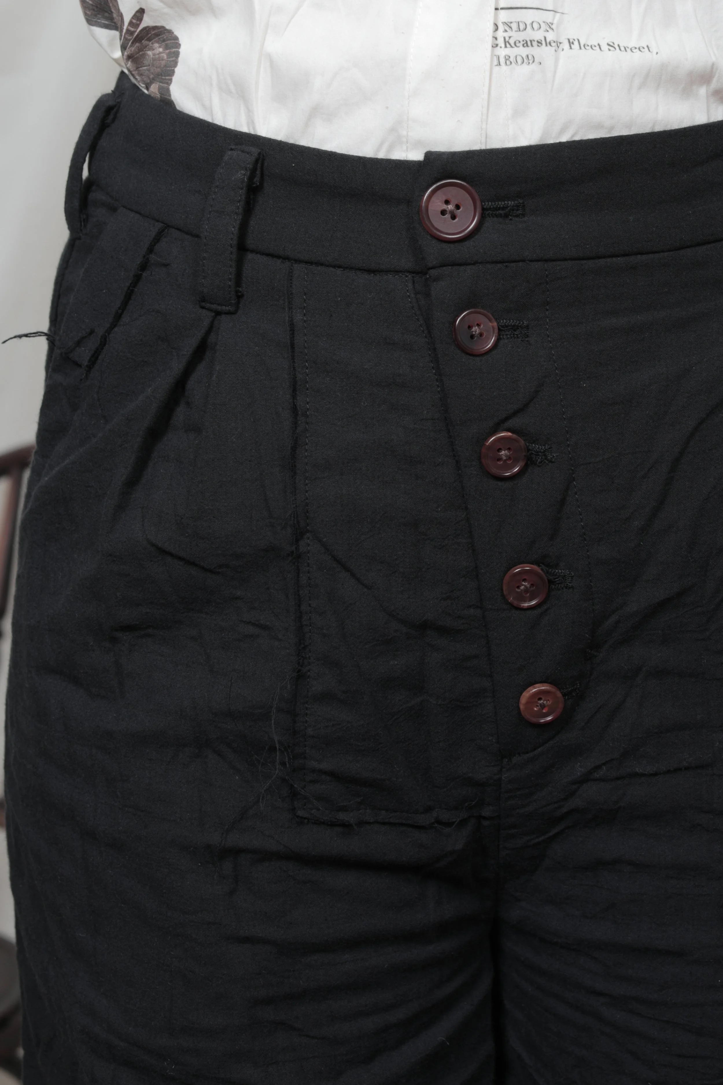 FATI - SS2024 - SHORTS FRONT-450.jpg