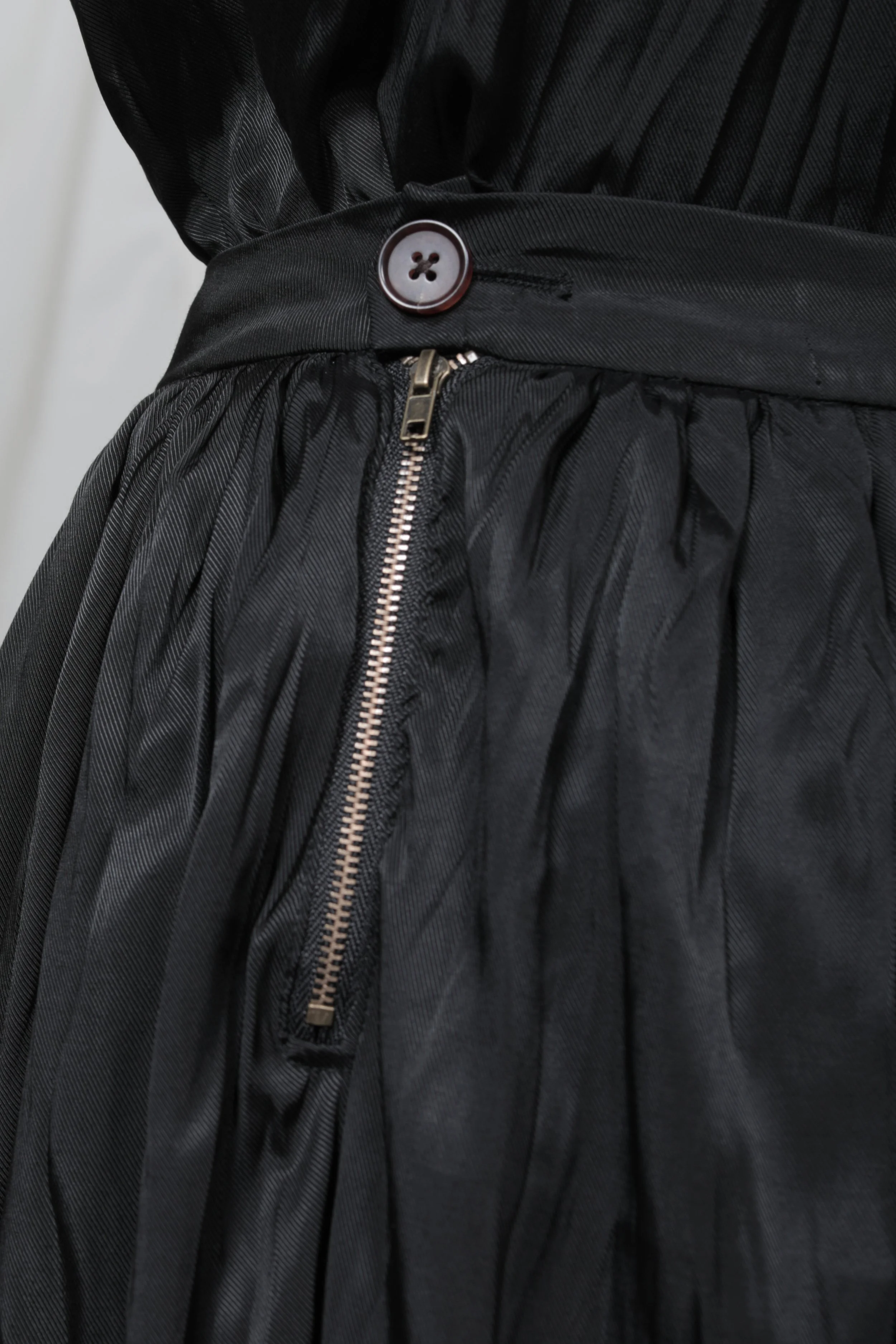 FATI - SS2024 - SHORTS FRONT-807.jpg
