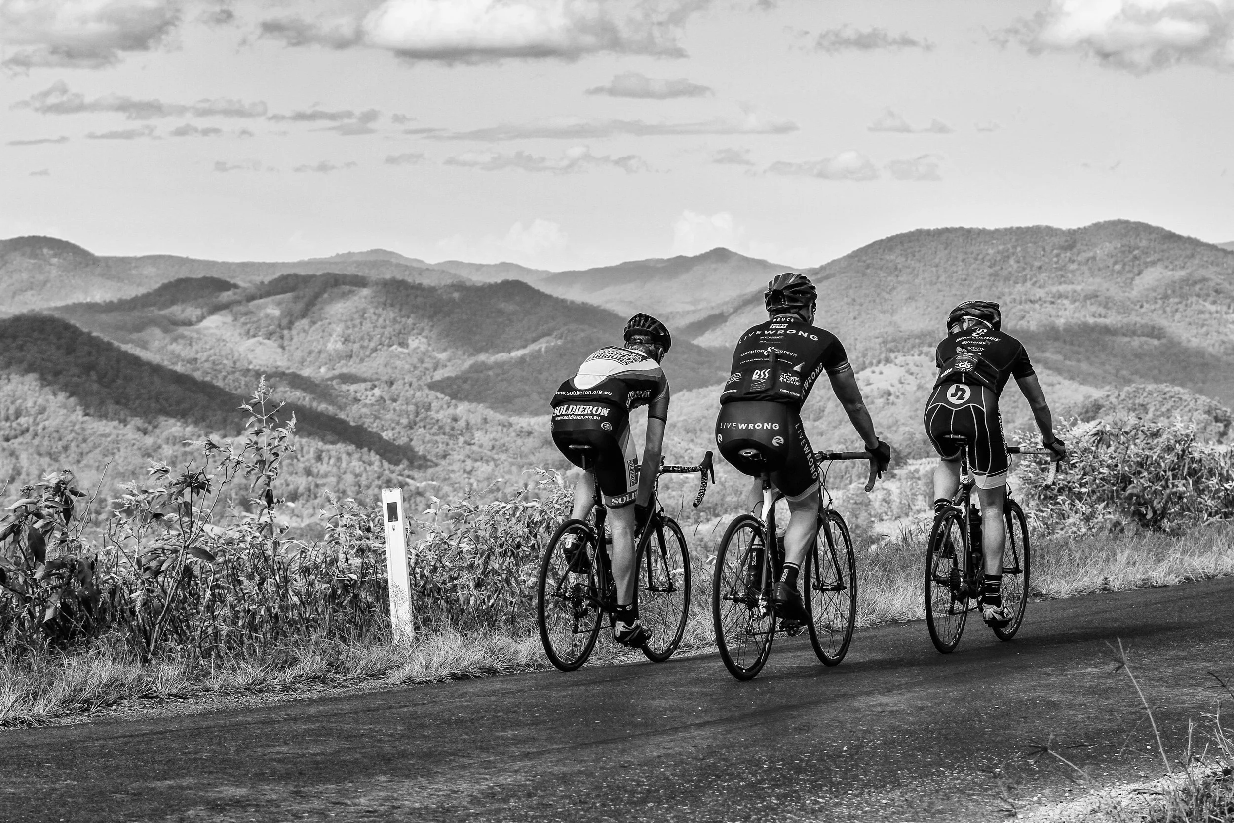 C7D_9014 (BW)-Edit.jpg