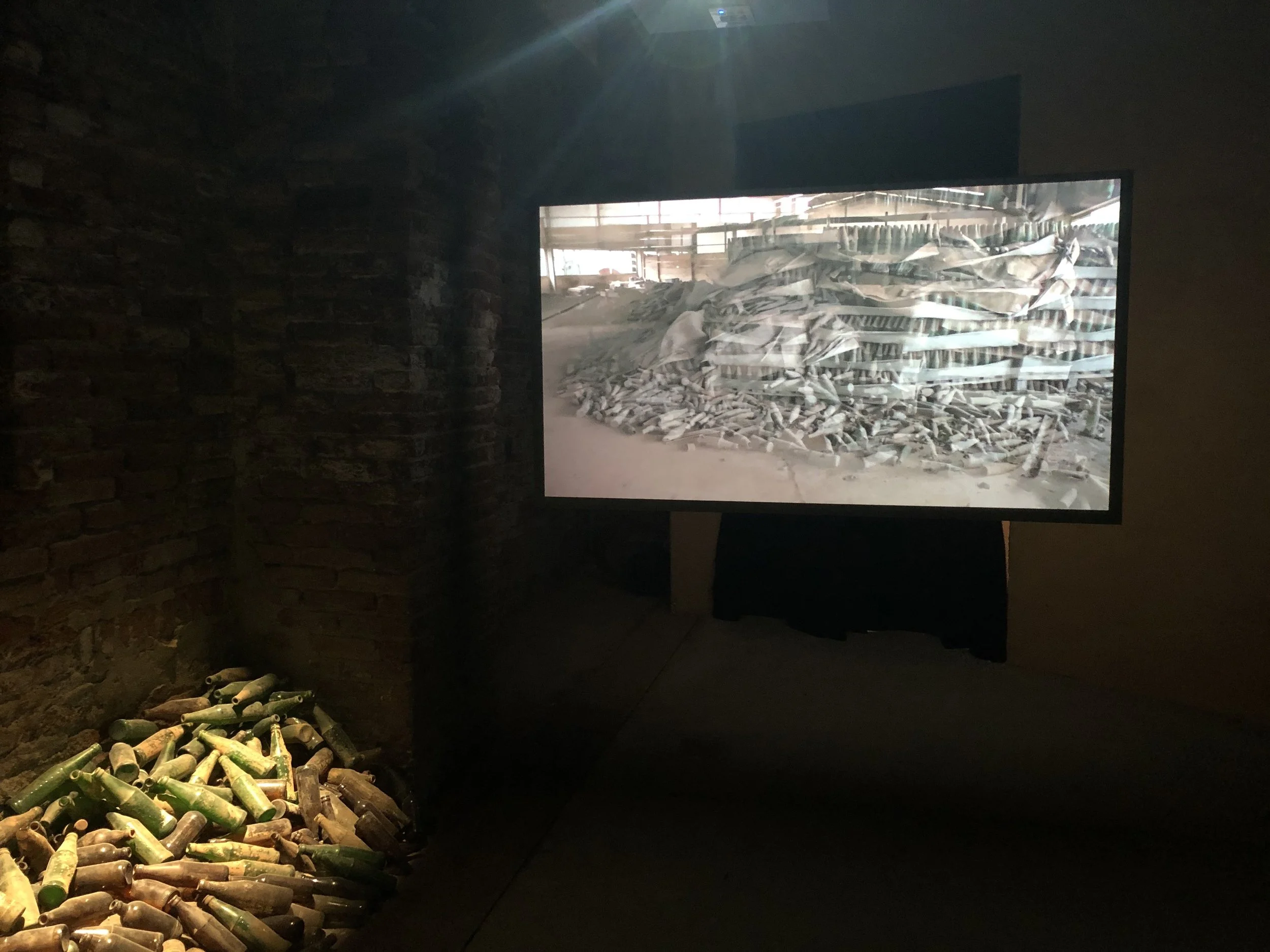 Selasi Awusi Sosu, Glass Factory II