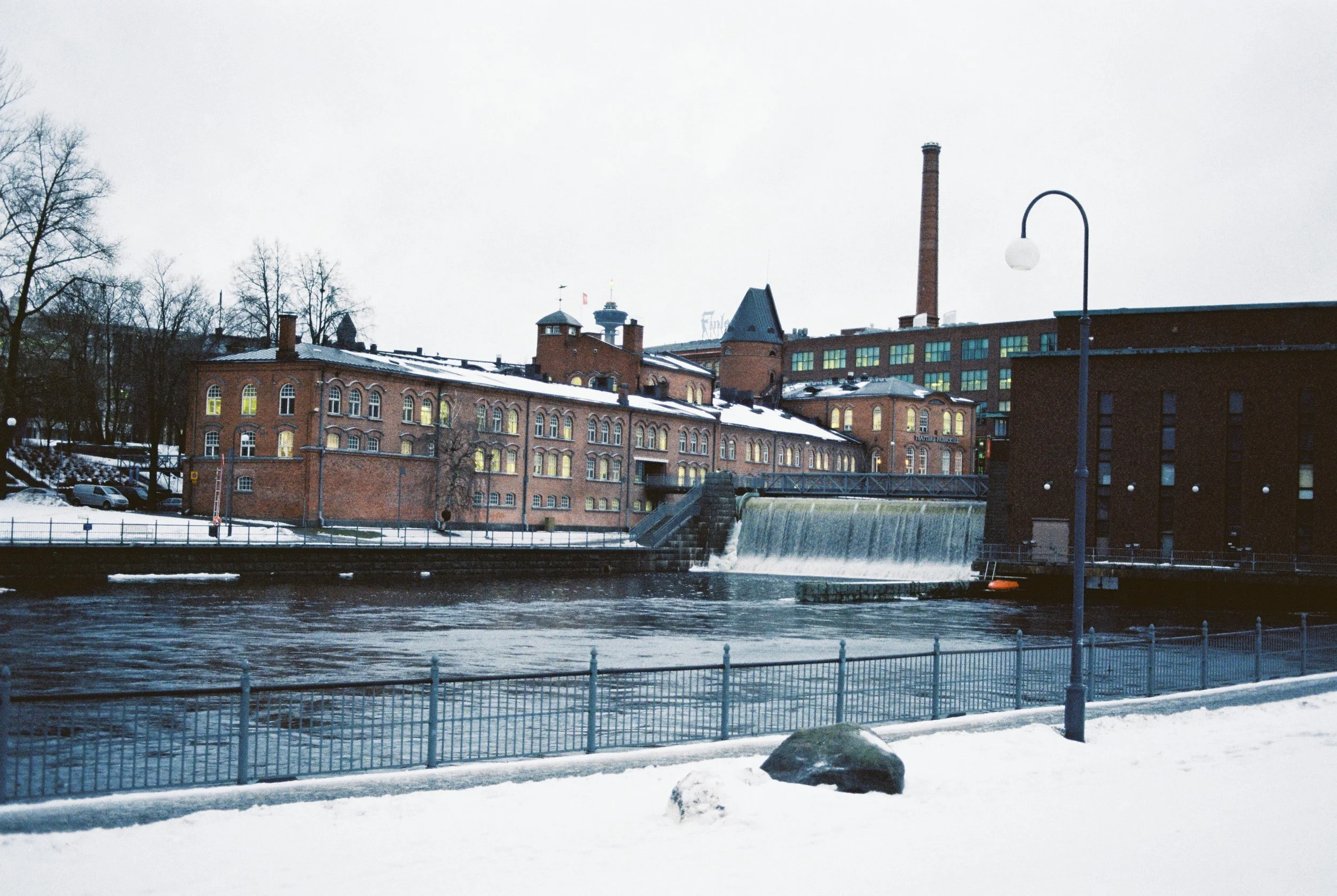 Nikon EM | Tampere | Nikon 45mm F/2.8 P | Kodak Color Plus 200