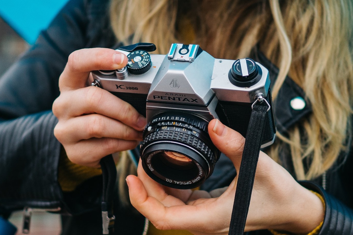 200 Photographers Shared The Best Film Cameras for Beginners Here's