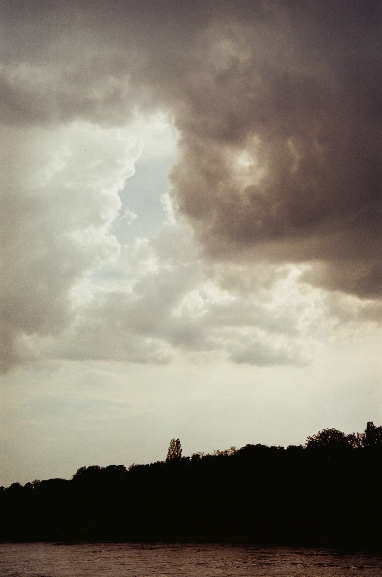 cameraville_balatonfenyves_zorki_1_fed_50mm_agfa_vista_200_6.JPG