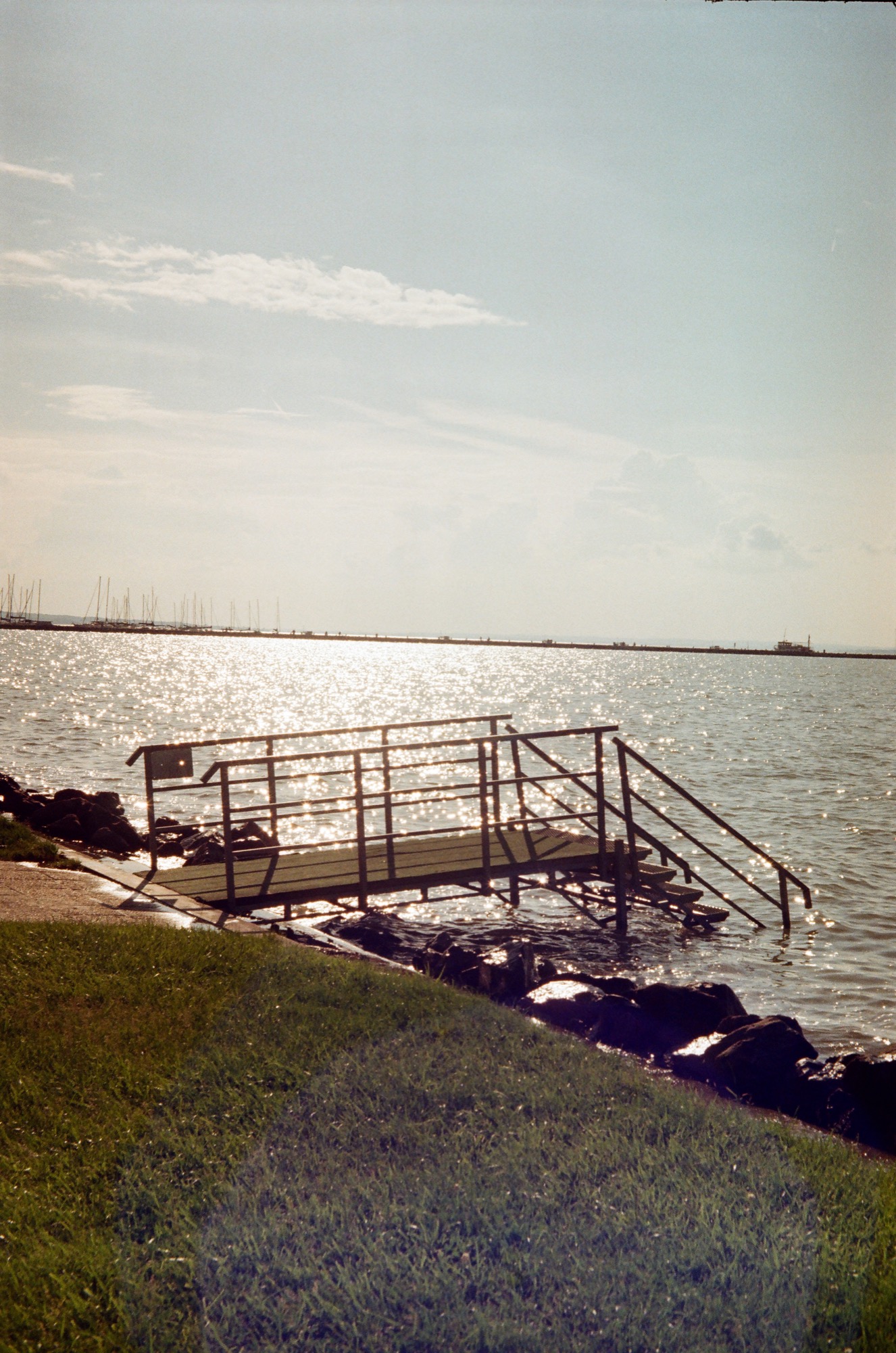 cameraville_balatonfenyves_zorki_1_fed_50mm_agfa_vista_200_35.JPG