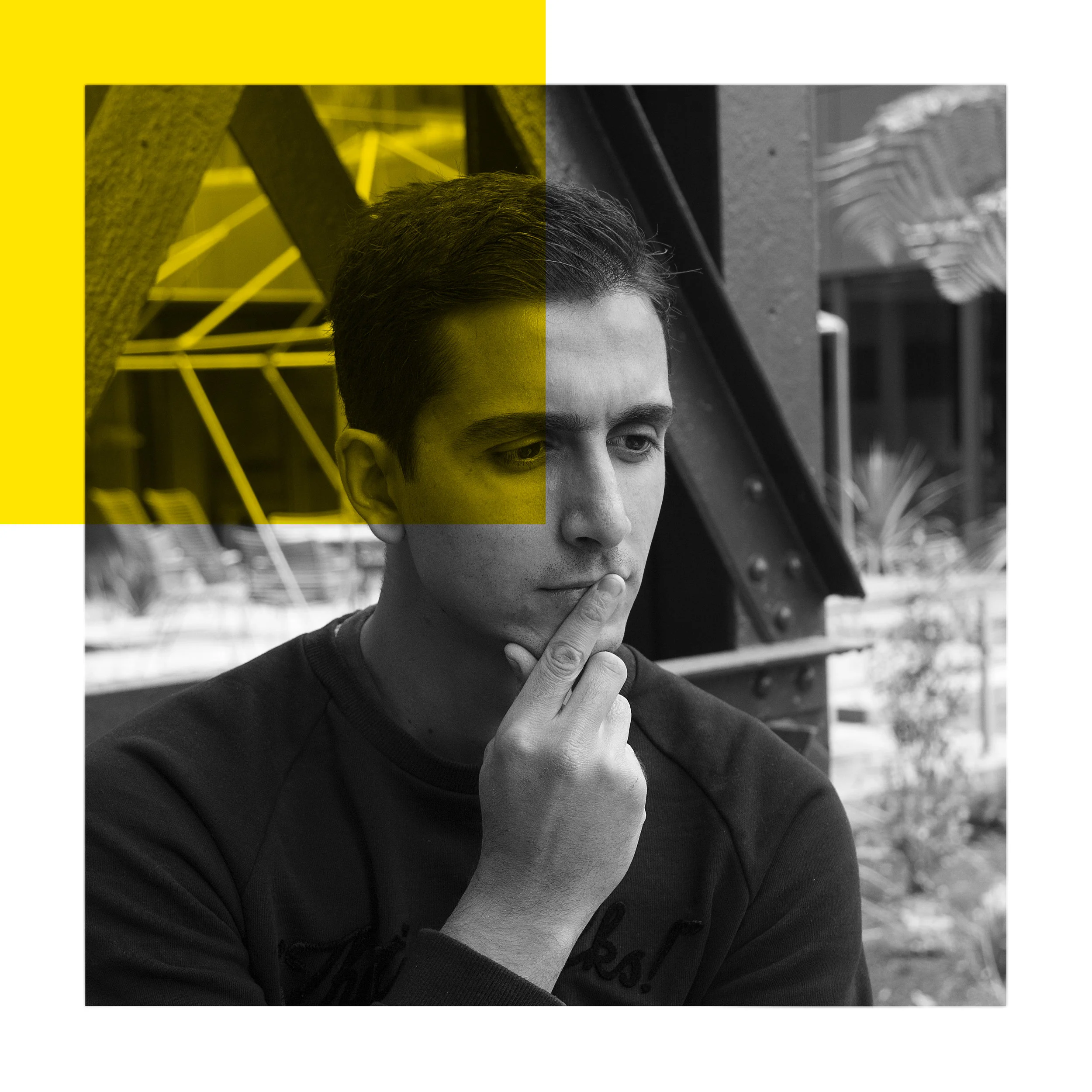 Mohamed Bouaiss &nbsp;- &nbsp;Le curieuxRécemment diplômé en communication et événementiel, concepteur et rédacteur ces 3 dernières années.