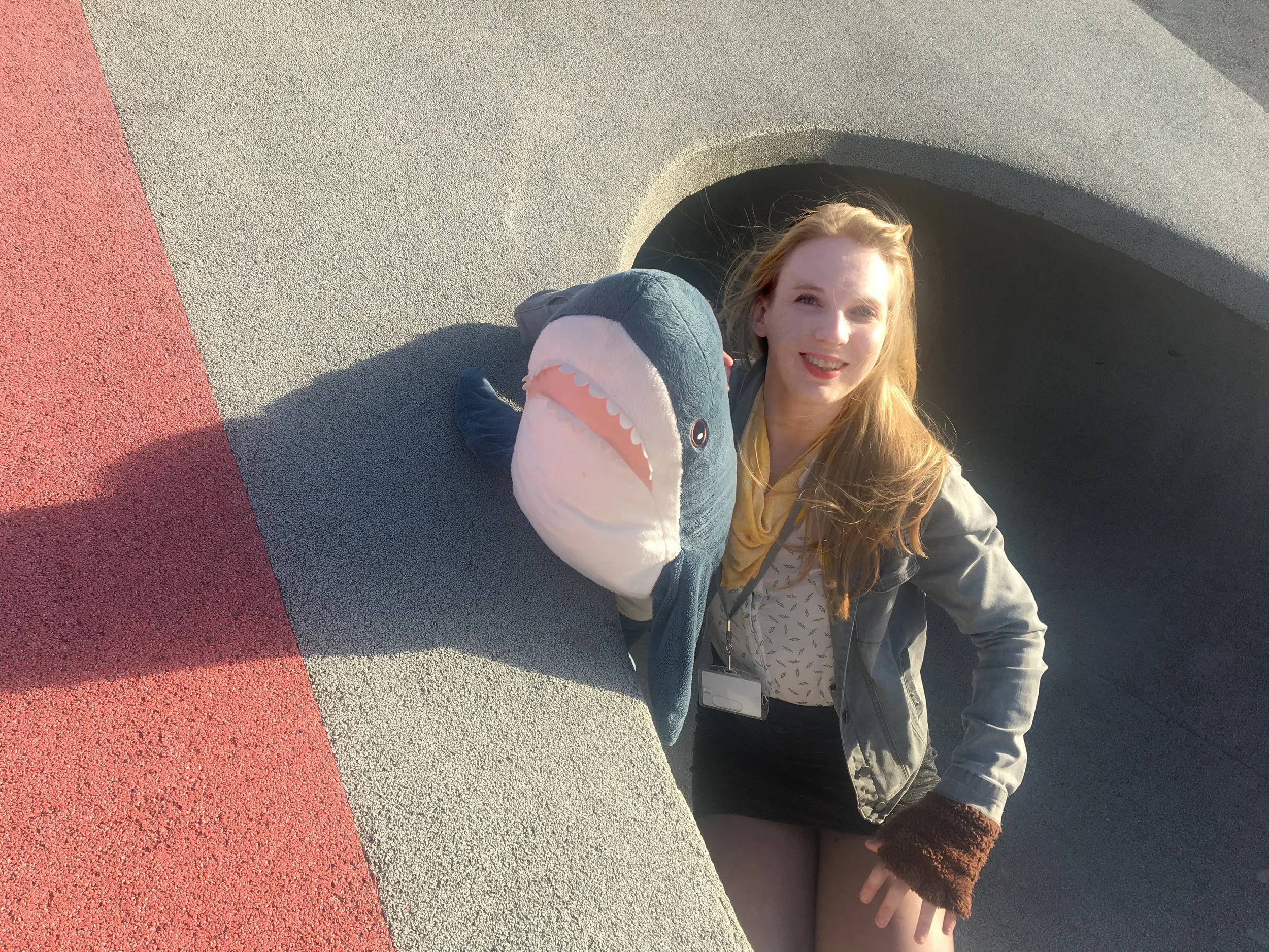 Emmy-Lou GrisardAprès moultes années à Strate, me revoilà! Tel le singe devenant humain, j’ai évolué. Lorsque j’ai commencé en Modelage &amp; 3D je savais à peine me servir de mes mains, alors inexpérimentées, pour modeler la clay.Puis, vint l’âge d…