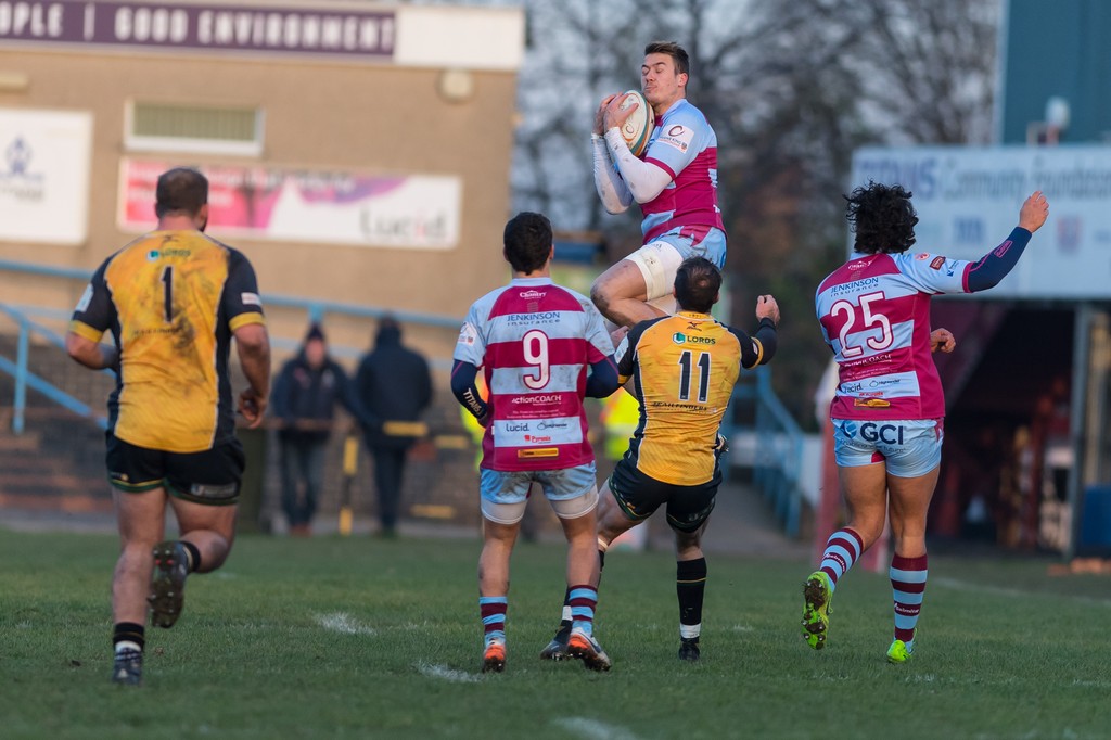 Titans v Ealing (B&I Cup)_36.jpg