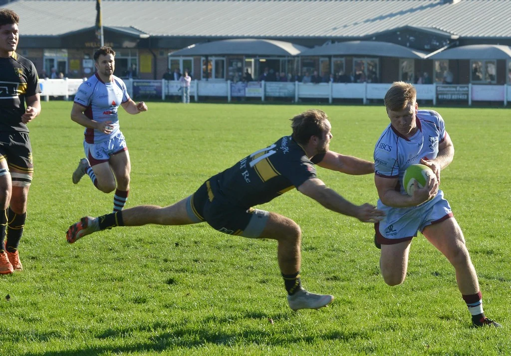Esher v Roth_2.jpg