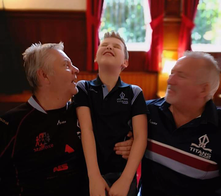 Kit on Tour_Kev Brabbs.png
