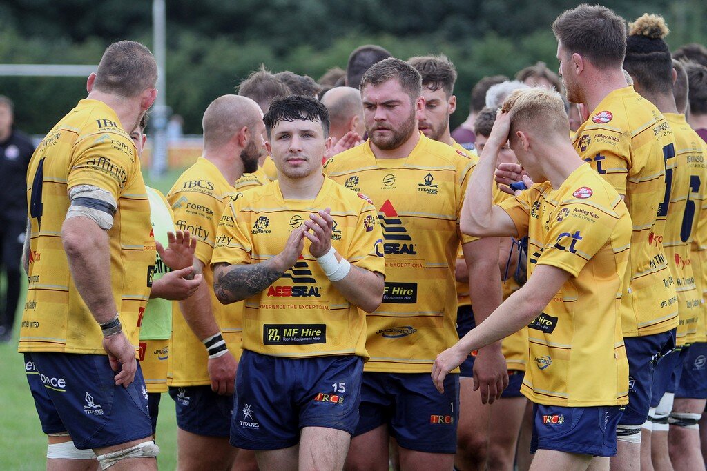 Cameron McDonald Applauds The Fans.jpg