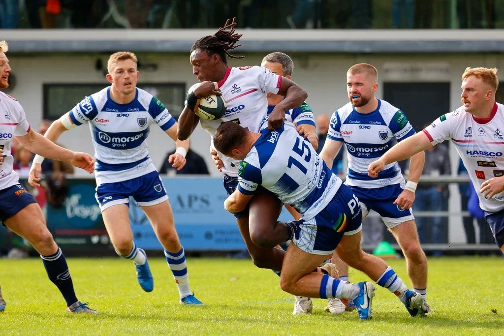 Travis Gideon is stopped by Mark Dixon-4302.jpg