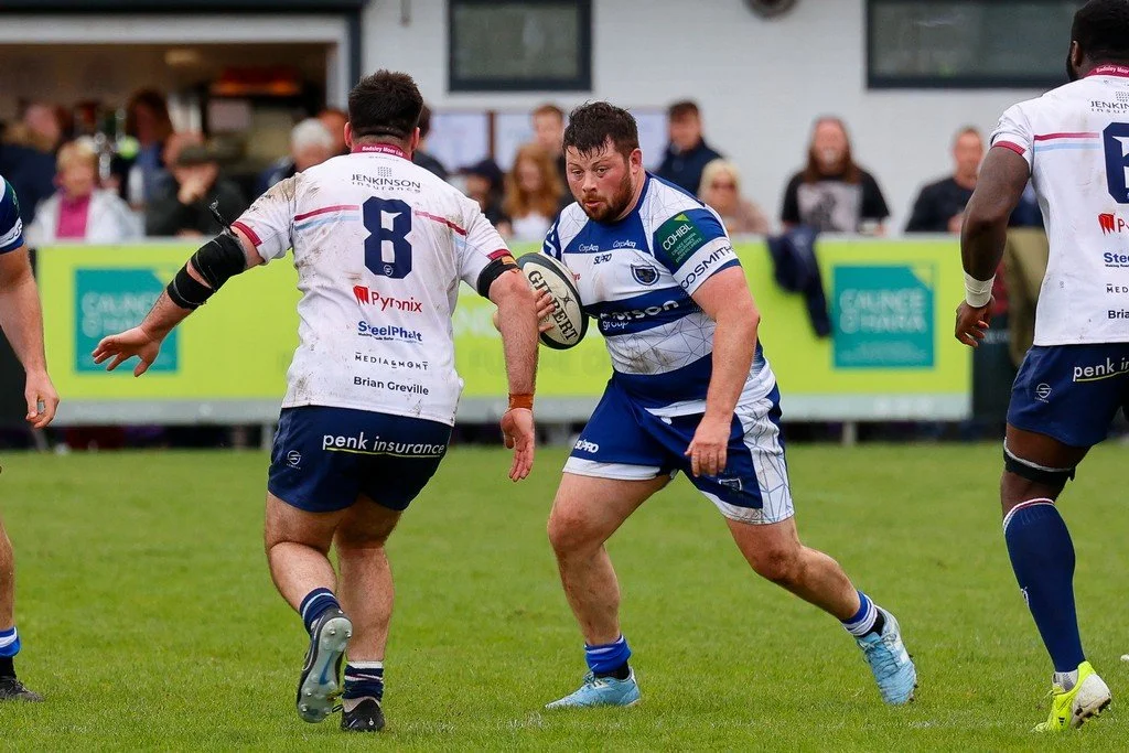 Ciaran Parker takes on Callum Bustin-4451.jpg