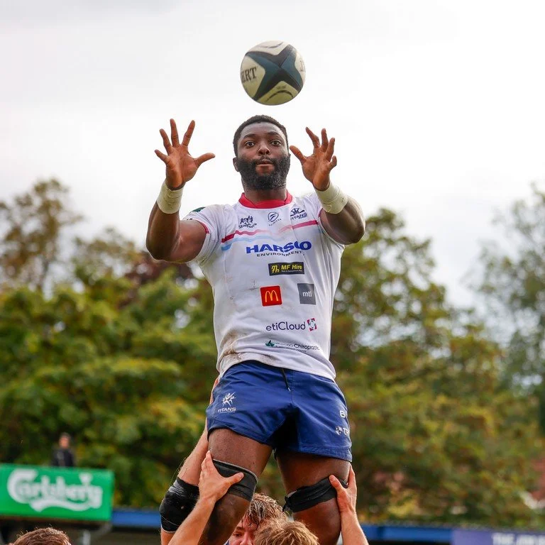 John Okafor with the catch-4625.jpg