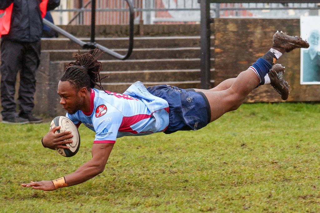 Isaac Shaw scores Rotherham's second try-9203.jpg