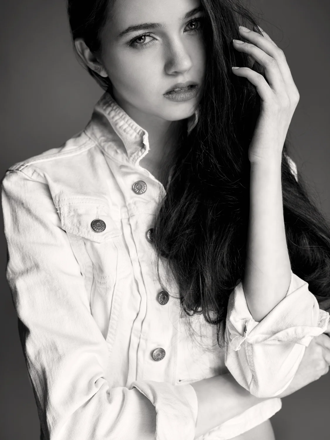 Fashion editorial "Jeans with personality" for Fluxmagazine